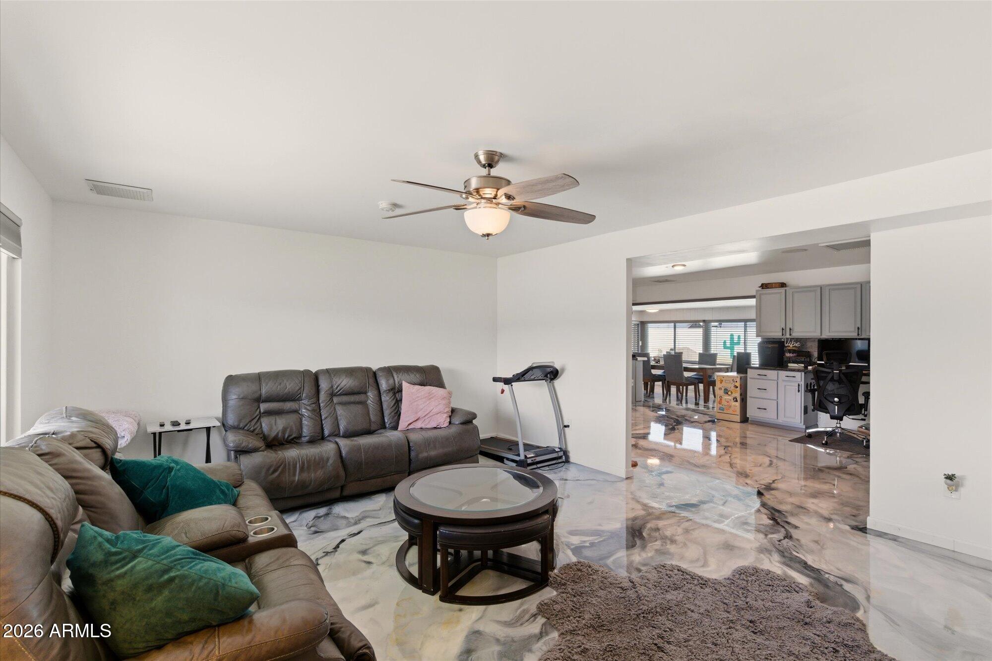 3418 E LUPINE Avenue