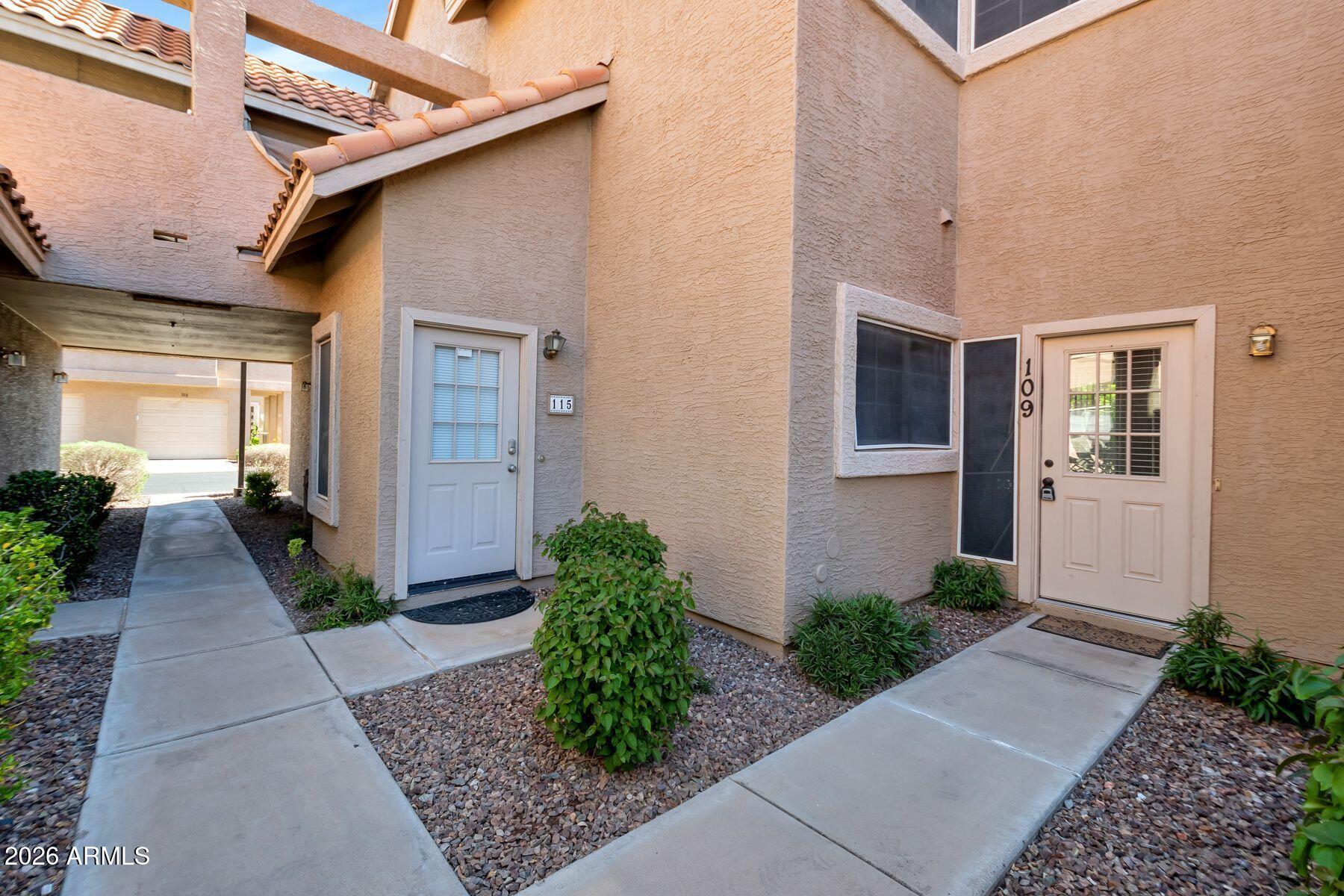 1633 E LAKESIDE Drive 109