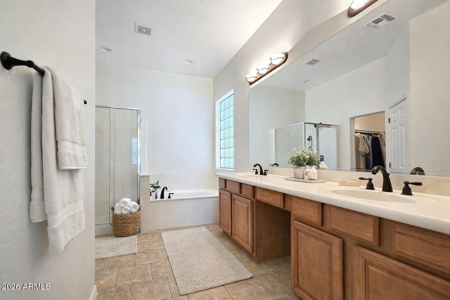 ROVEY FARM ESTATES NORTH - Residential