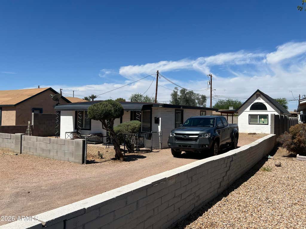 Photo of 444 S Delaware Street, Chandler, AZ 85225 (MLS # 7050888)