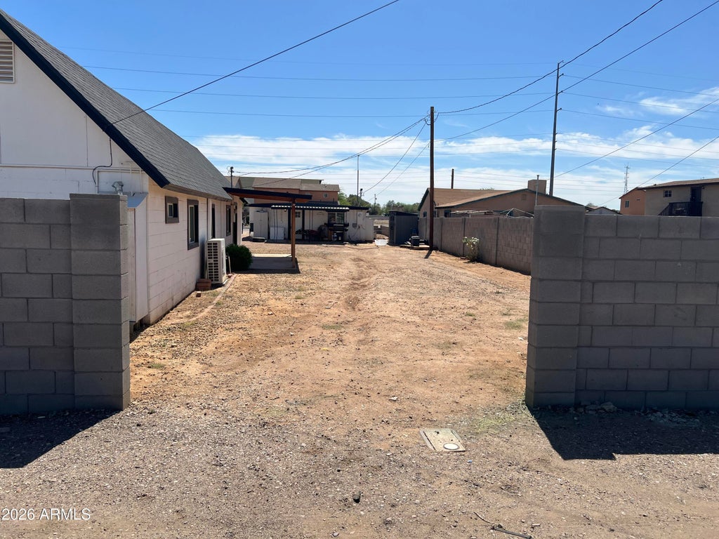 Photo of 444 S Delaware Street, Chandler, AZ 85225 (MLS # 7050888)