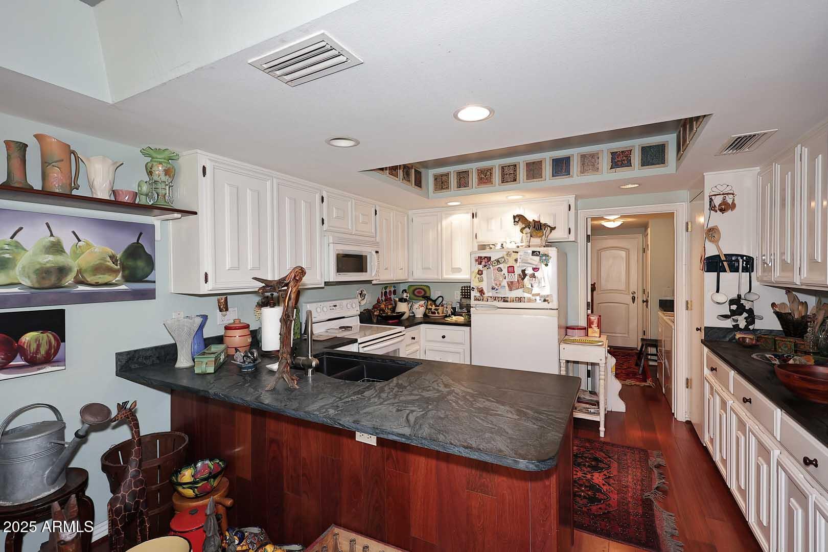 Homes 3 4317 N 70TH Street
