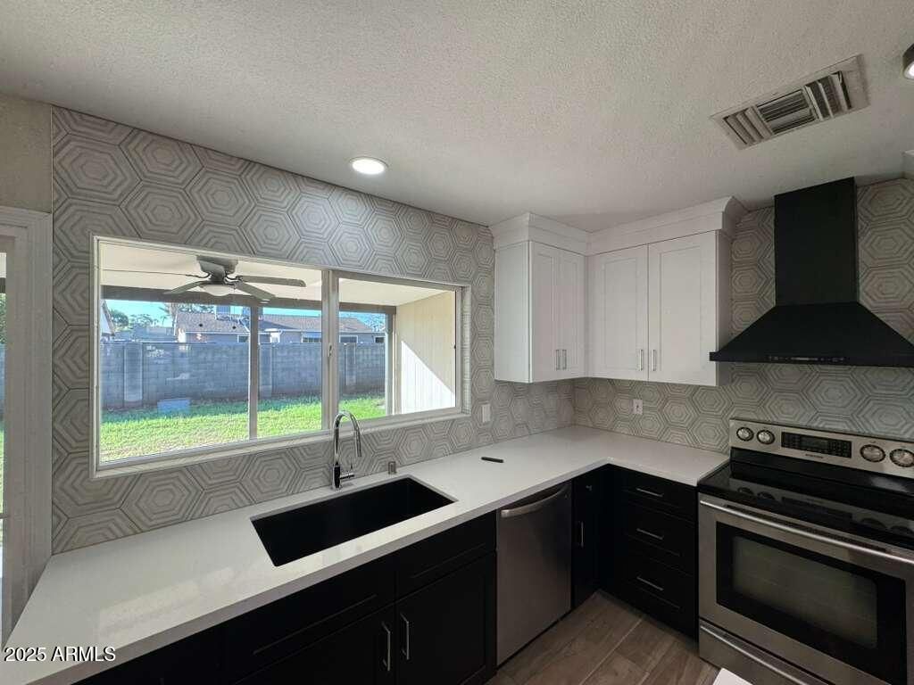 Photo of 1805 W Cheyenne Drive, Chandler, AZ 85224 (MLS # 6933303)