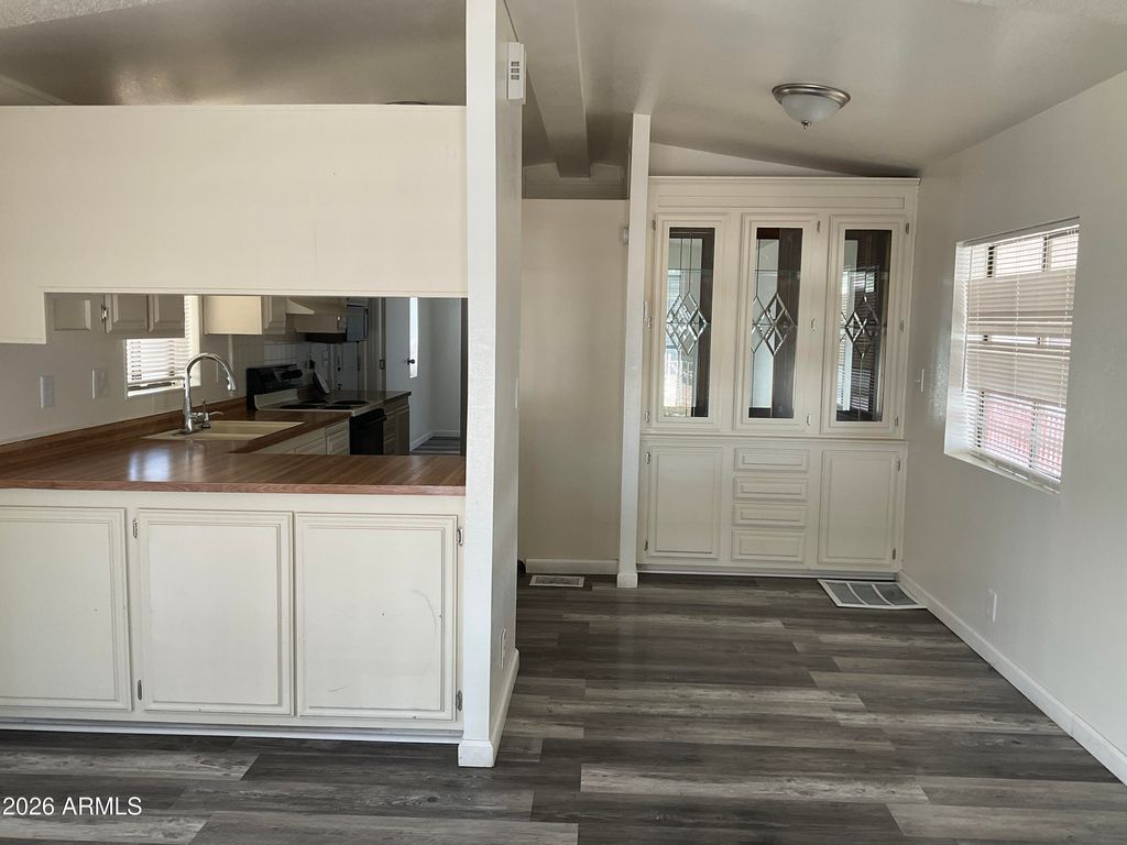 Photo of 2292 N Ironwood Drive #109, Apache Junction, AZ 85120 (MLS # 6971718)