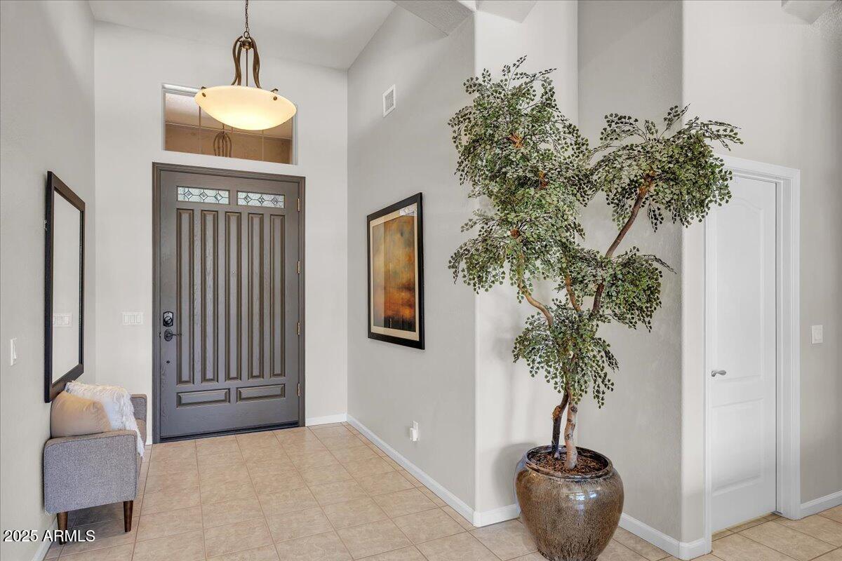 6135 E CAMPO BELLO Drive