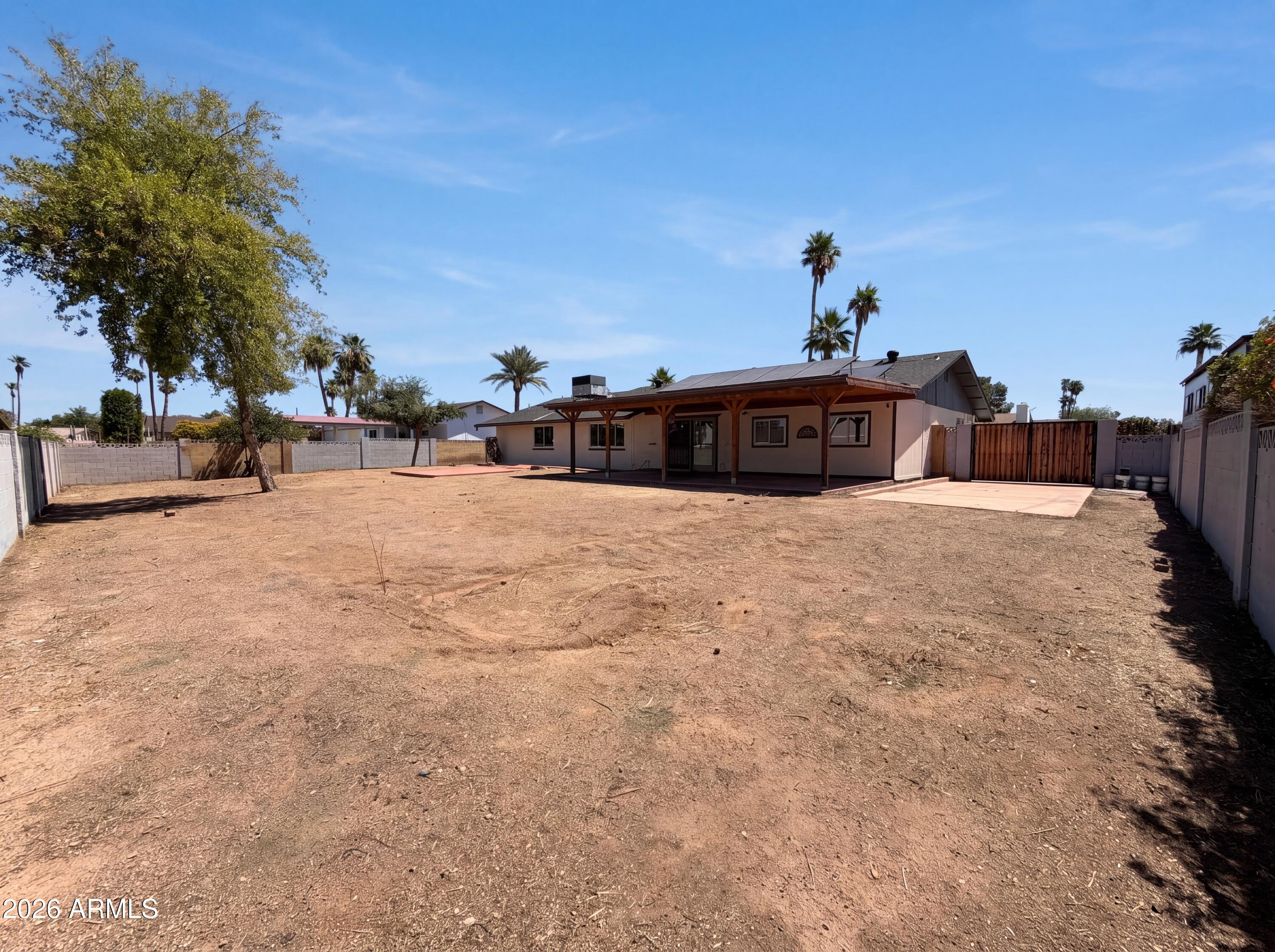 438 N ASH --