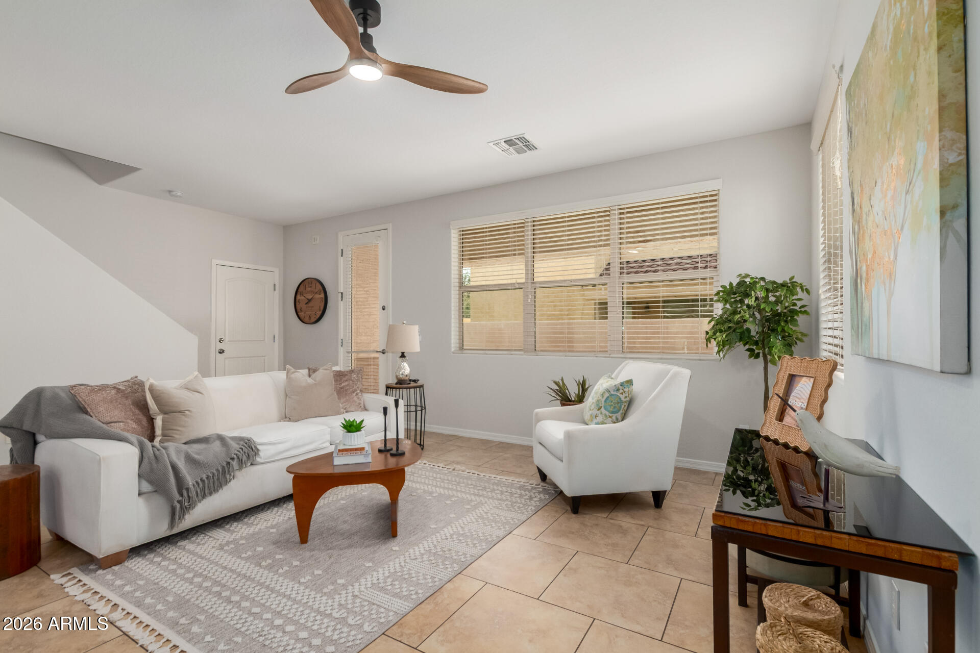 1418 S NEWBERRY Lane