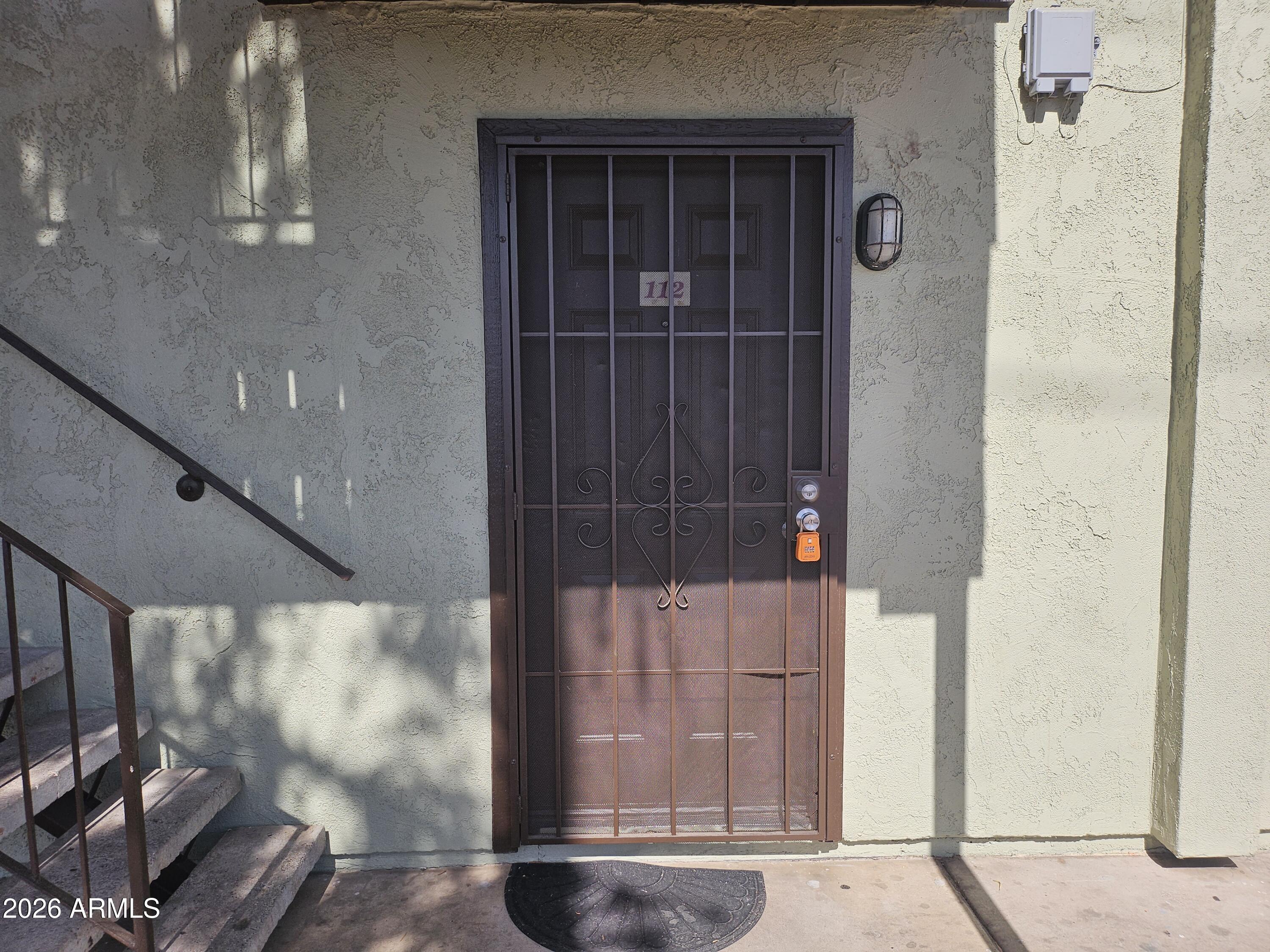 Photo 1 of 9 — 424 W BROWN Road 112, Mesa, AZ 85201