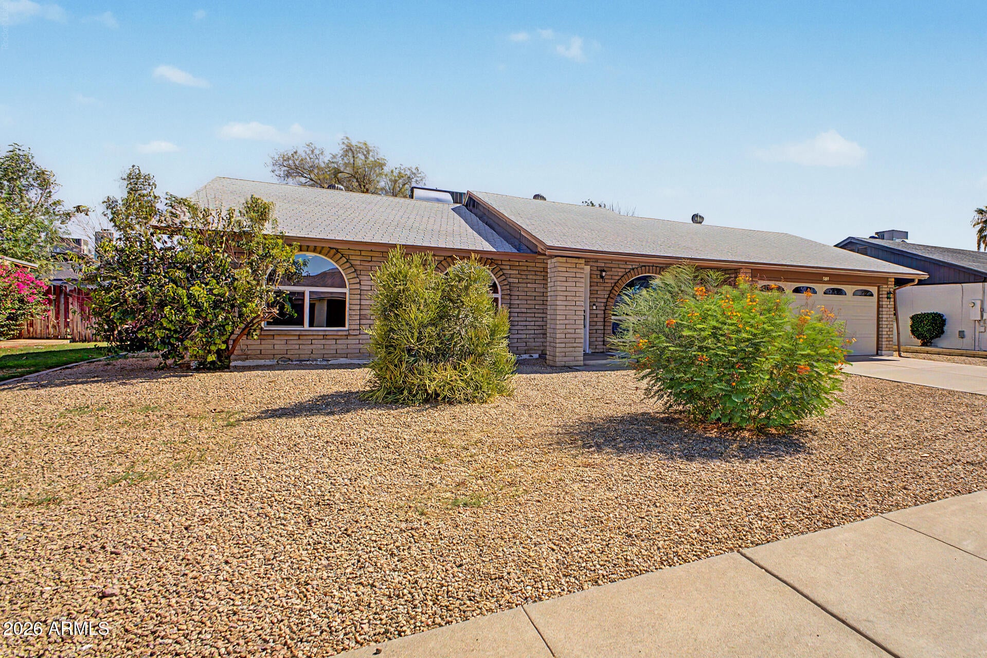 5409 W SELDON Lane