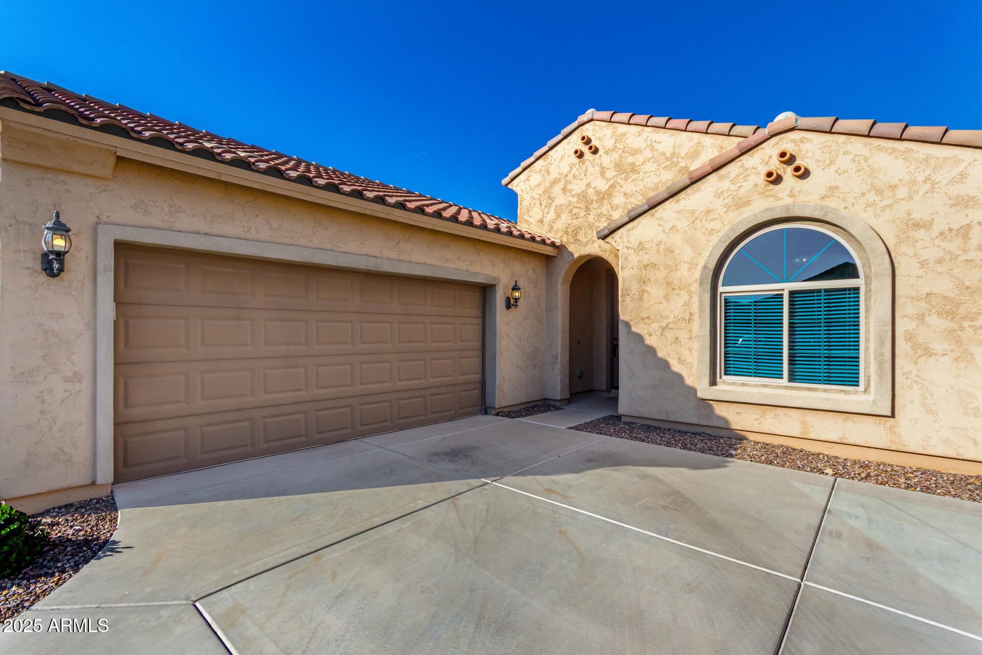 25958 W ORAIBI Drive