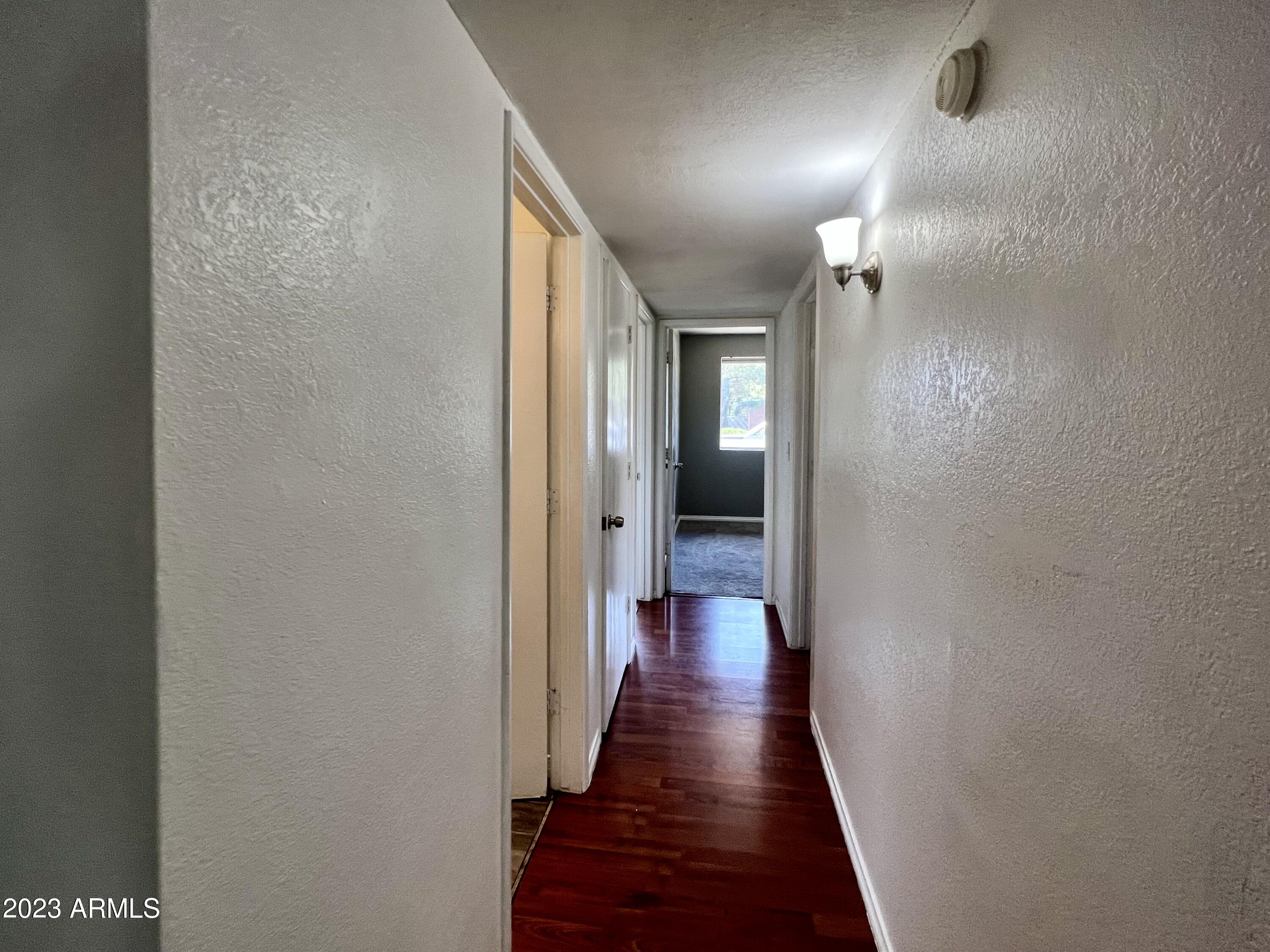 MONTEBELLO - Residential