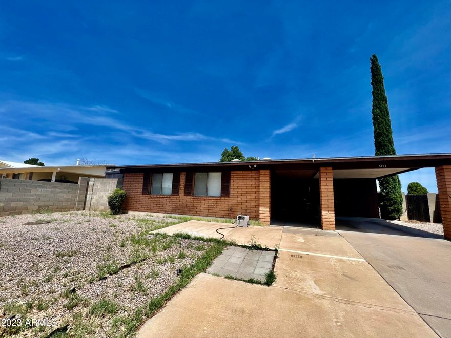 Welcome to your 3 bedroom, 2 bathroom haven, where modernity meets convenience. The kitchen sparkles with newer stainless steel appliances and an air fryer-equipped electric stove for culinary enthusiasts. Bask in the allure of the large backyard, featuring a concrete pad and a majestic mature tree, ideal for creating unforgettable memories. An inviting Arizona room awaits, offering year-round enjoyment. With 1450 sqft and a carport, this charming home is your gateway to an enriching lifestyle. Don't wait, embark on this thrilling journey to a brighter tomorrow! 🏡🌳🌵