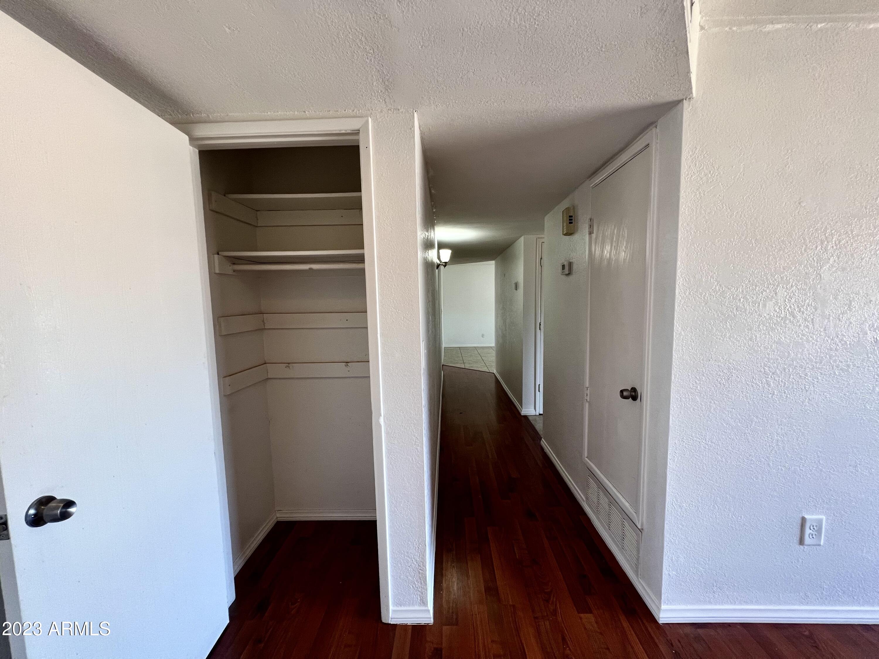 MONTEBELLO - Residential
