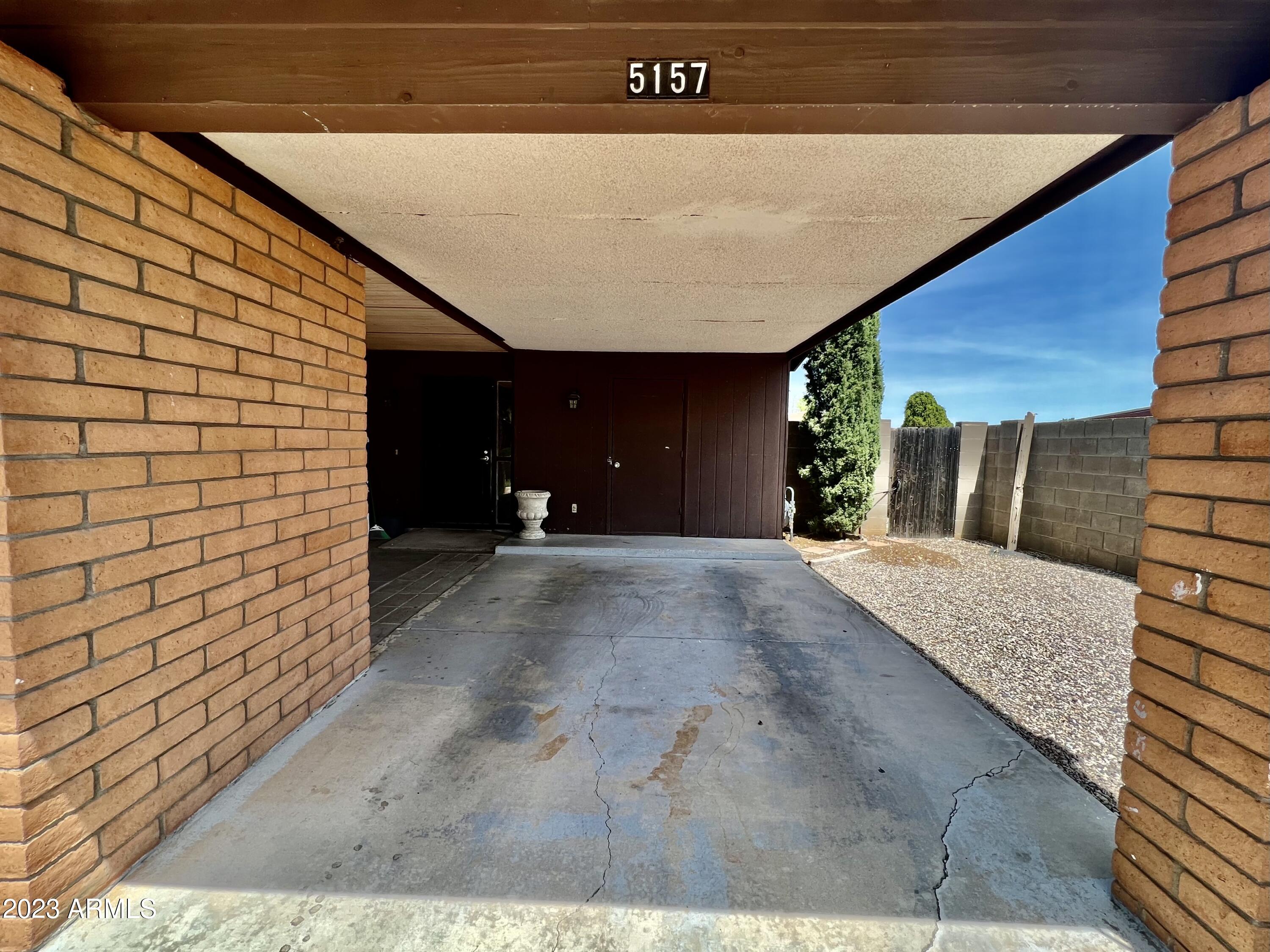 MONTEBELLO - Residential