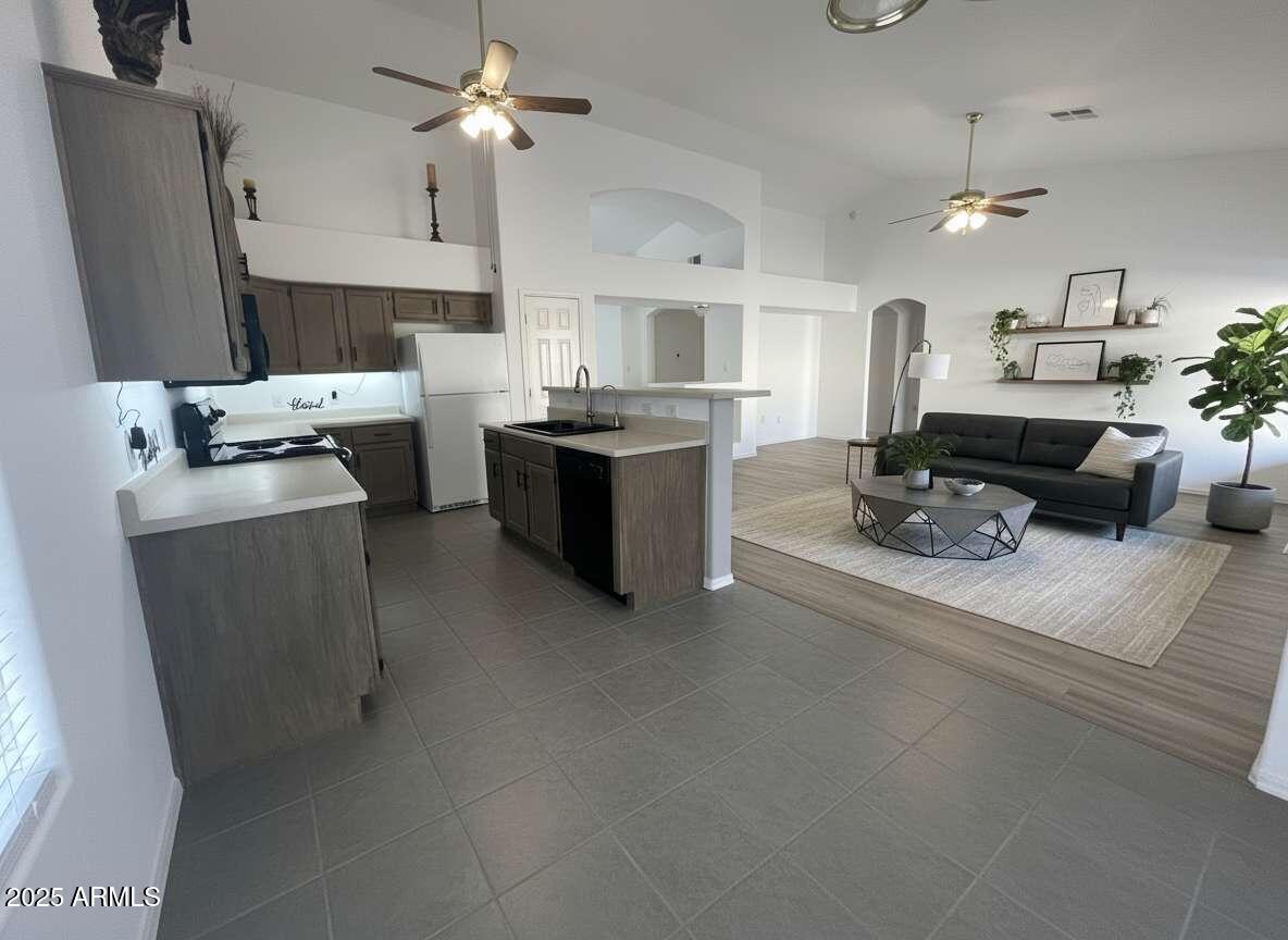 3610 W MENADOTA Drive