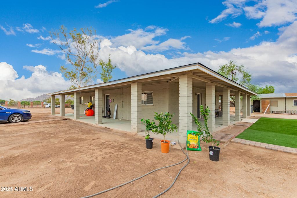Photo of 11841 N Lavern Lane, Maricopa, AZ 85139 (MLS # 6932333)