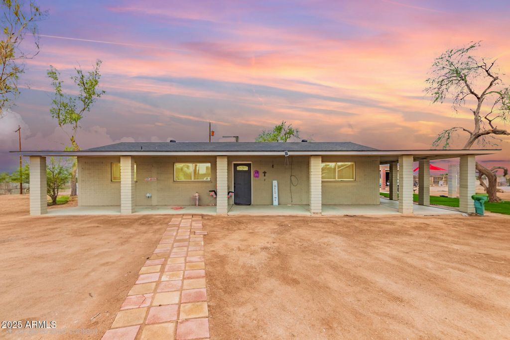 Photo of 11841 N Lavern Lane, Maricopa, AZ 85139 (MLS # 6932333)