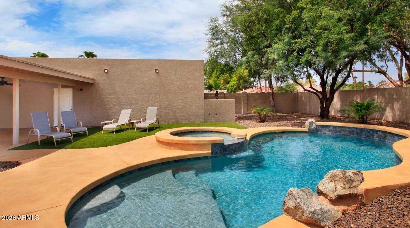 7798 E WINDROSE Drive