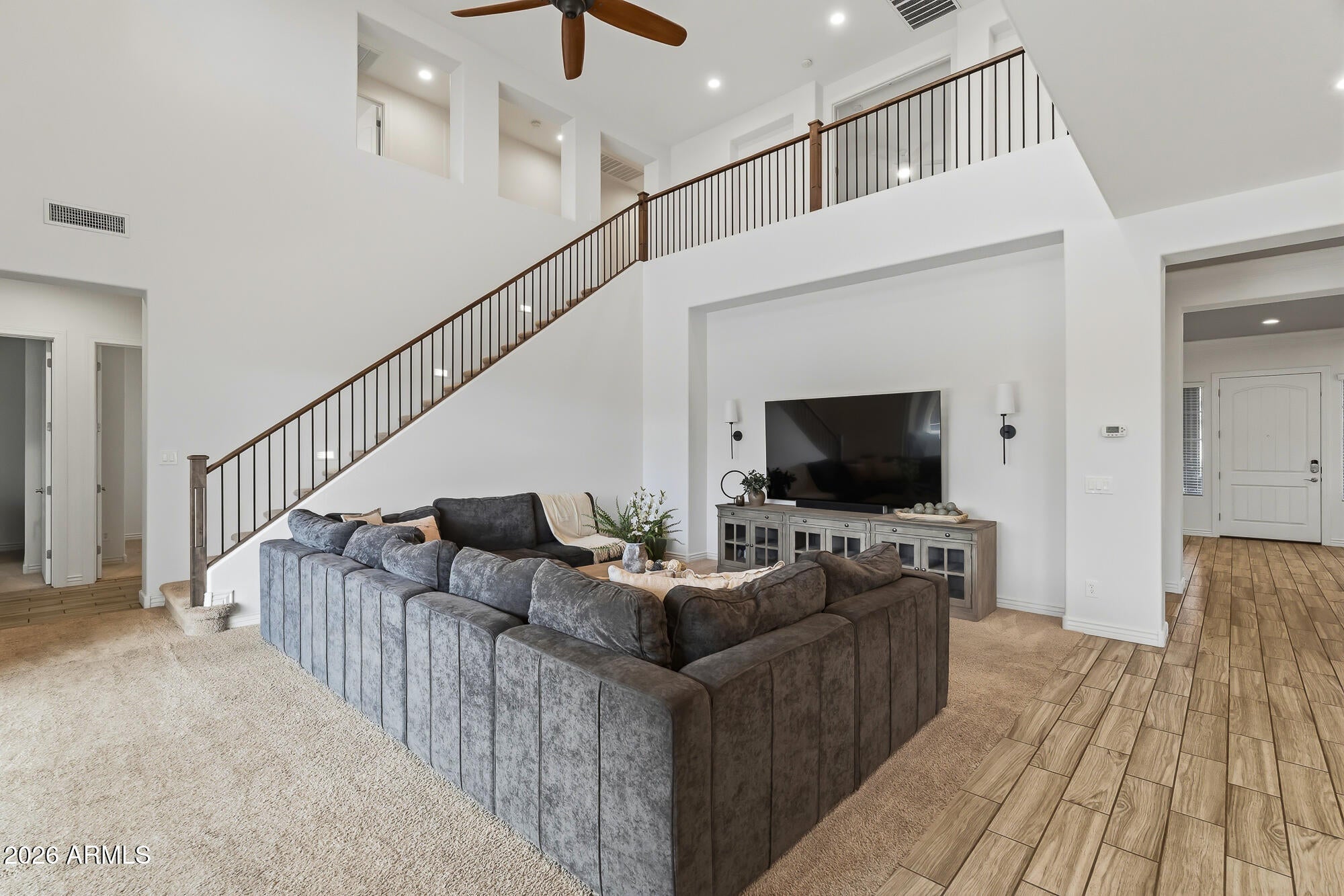 2818 E ODESSA Street