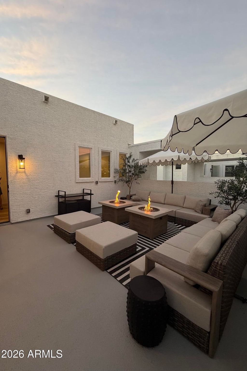 Photo of 127 W Holcomb Lane, Phoenix, AZ 85003 (MLS # 6953712)