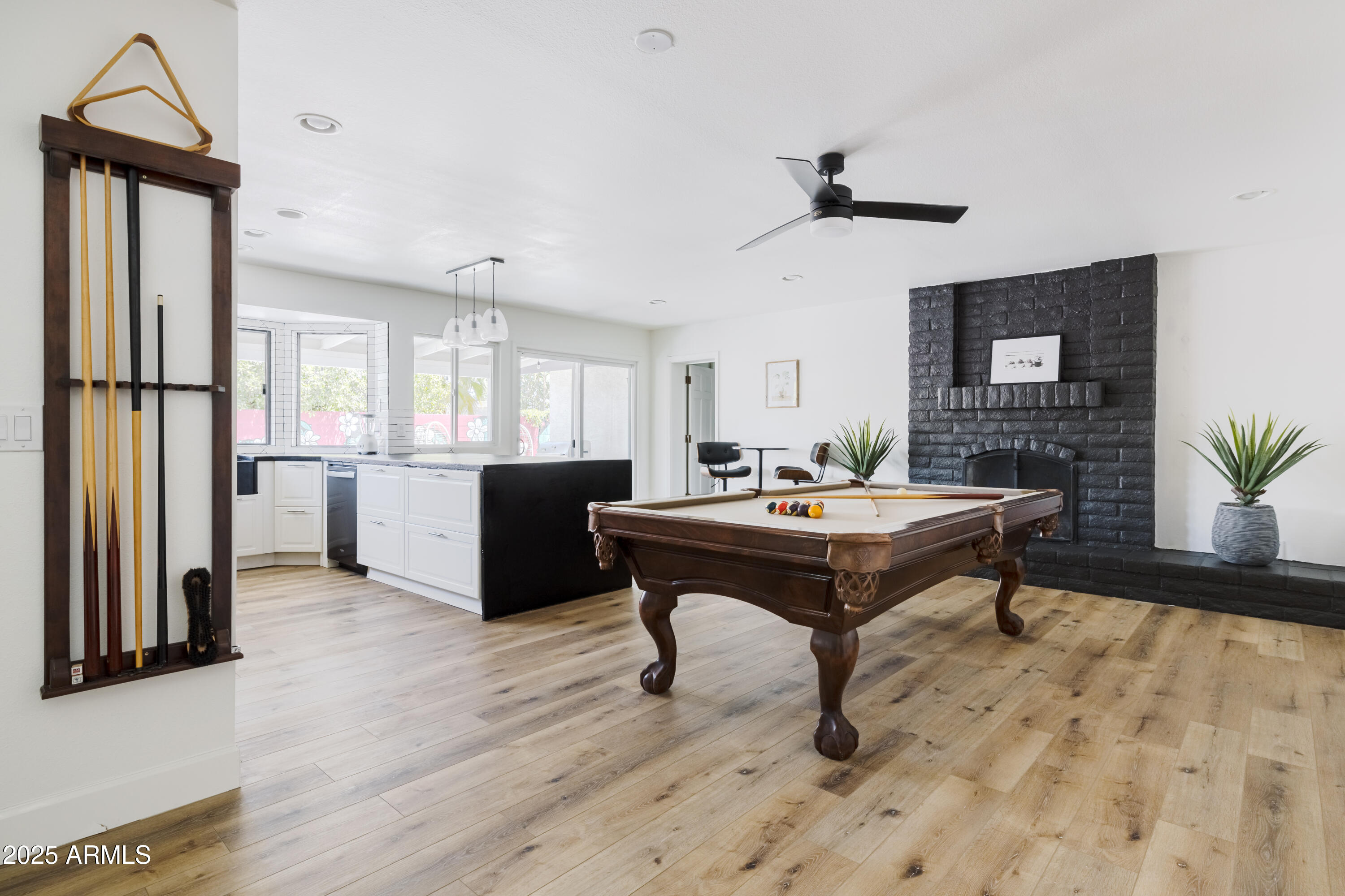 5226 E KATHLEEN Road