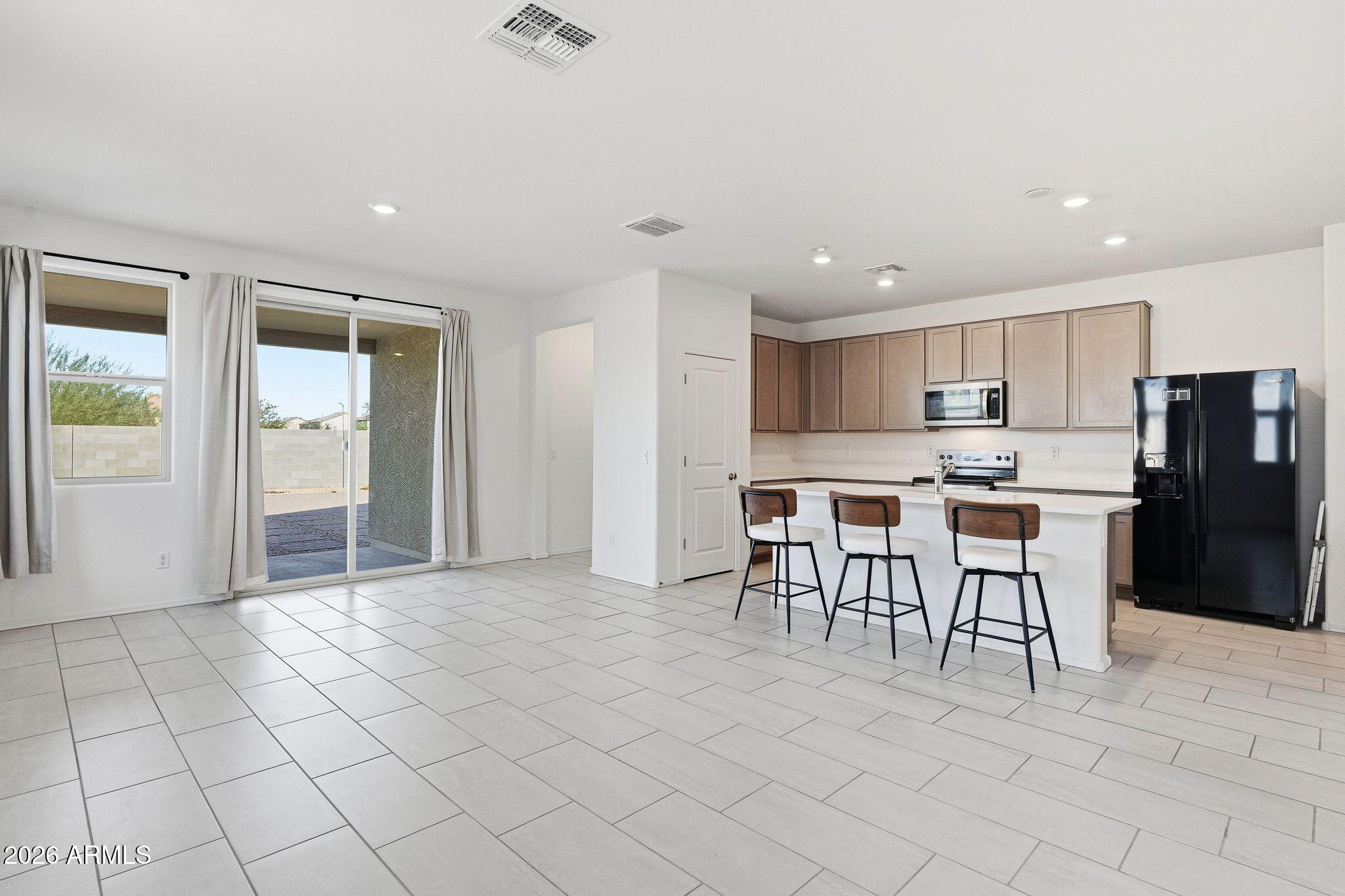 3807 S 83RD Drive