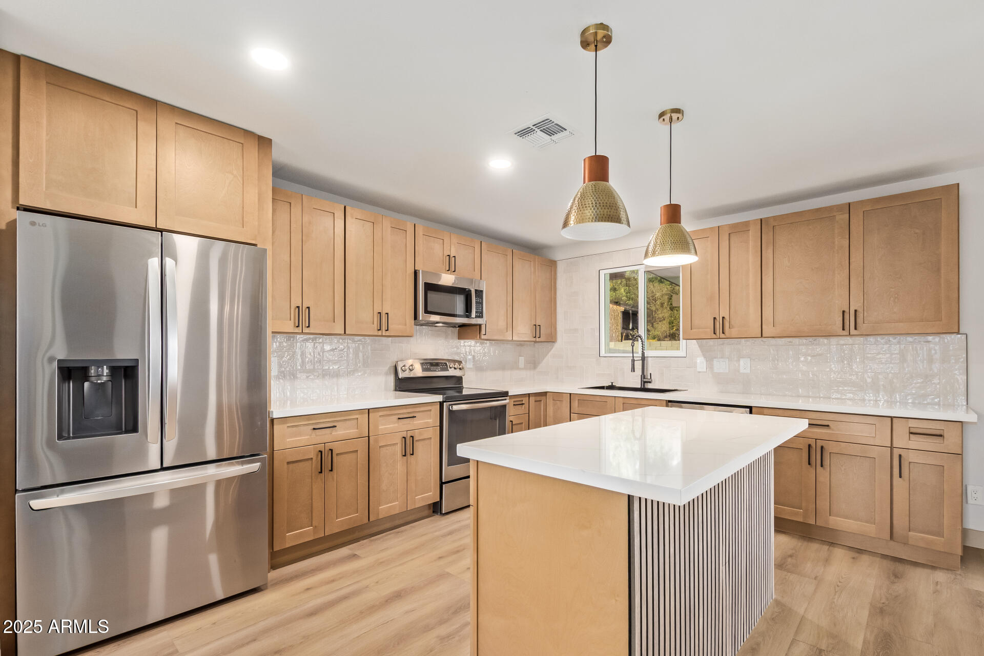 2910 W ANDERSON Drive