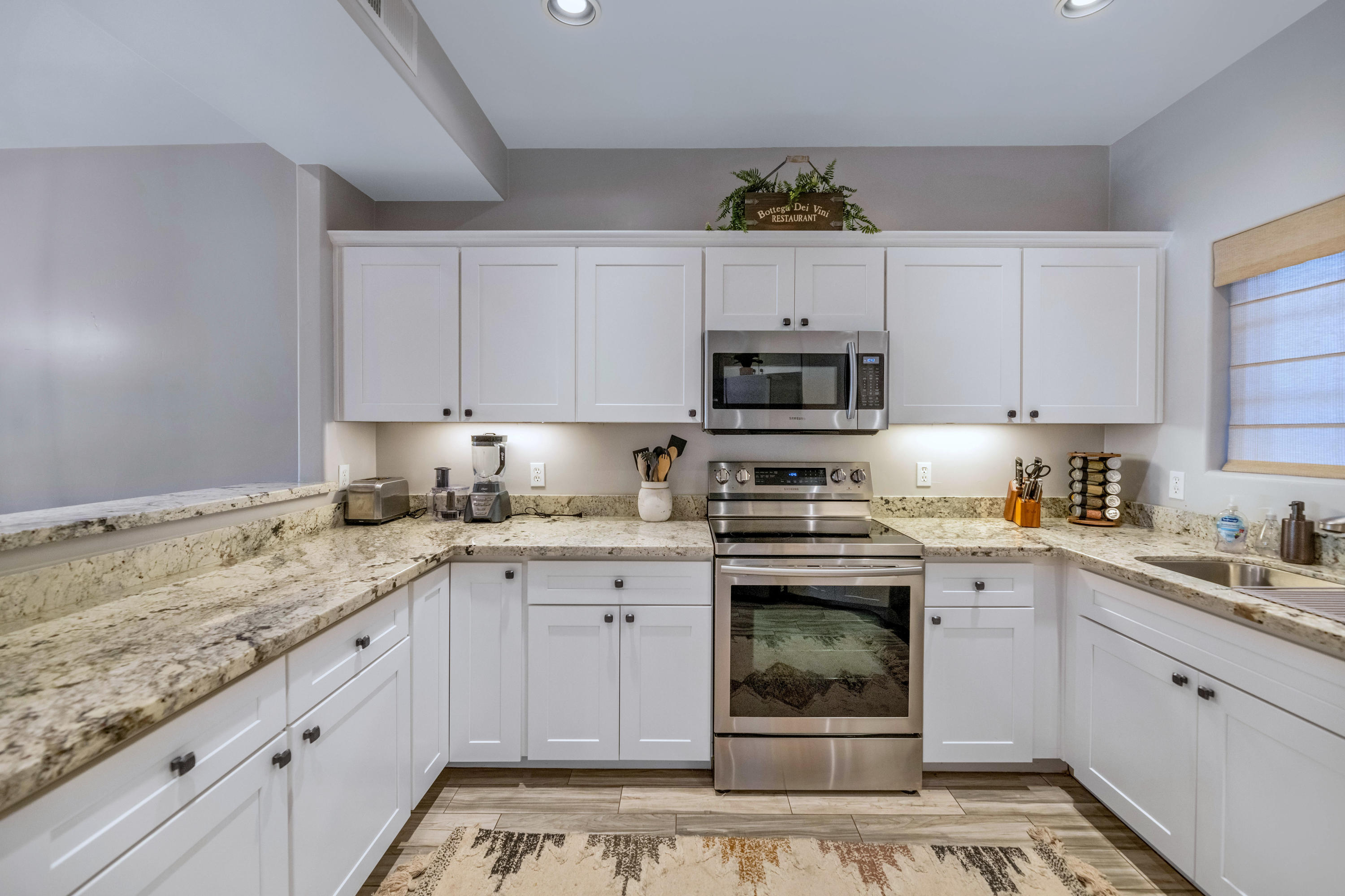 7609 E INDIAN BEND Road 1015