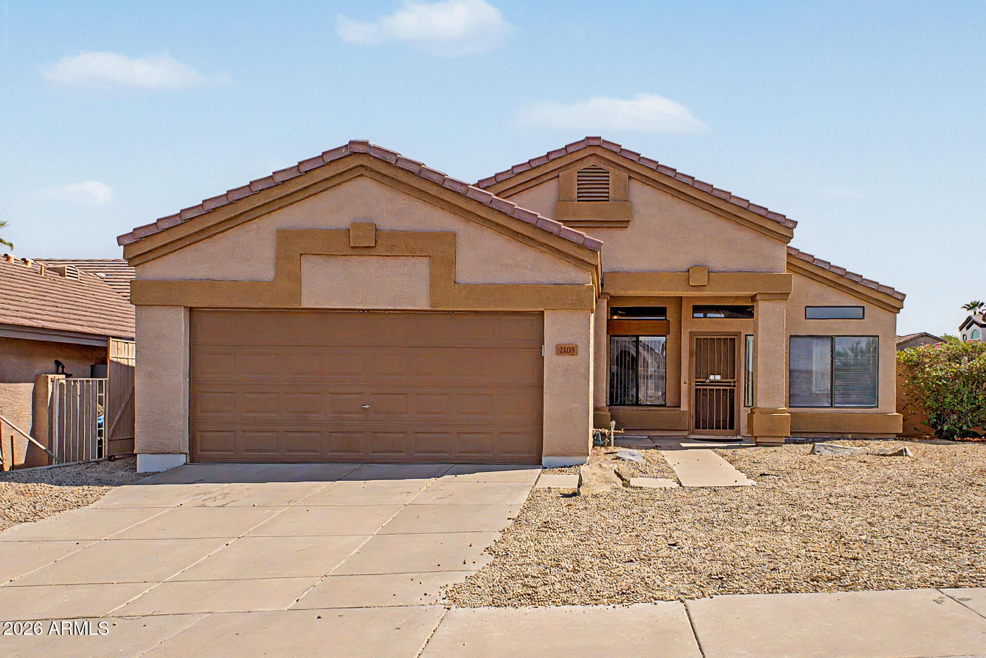 2103 E Wahalla Lane