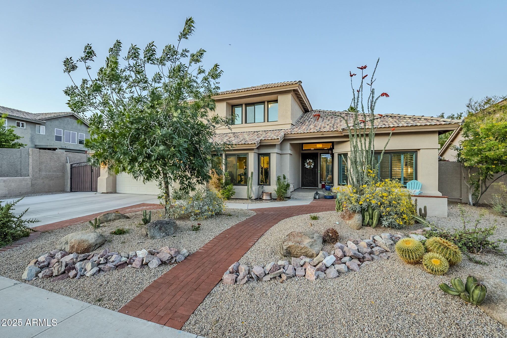 2468 E DRY CREEK Road