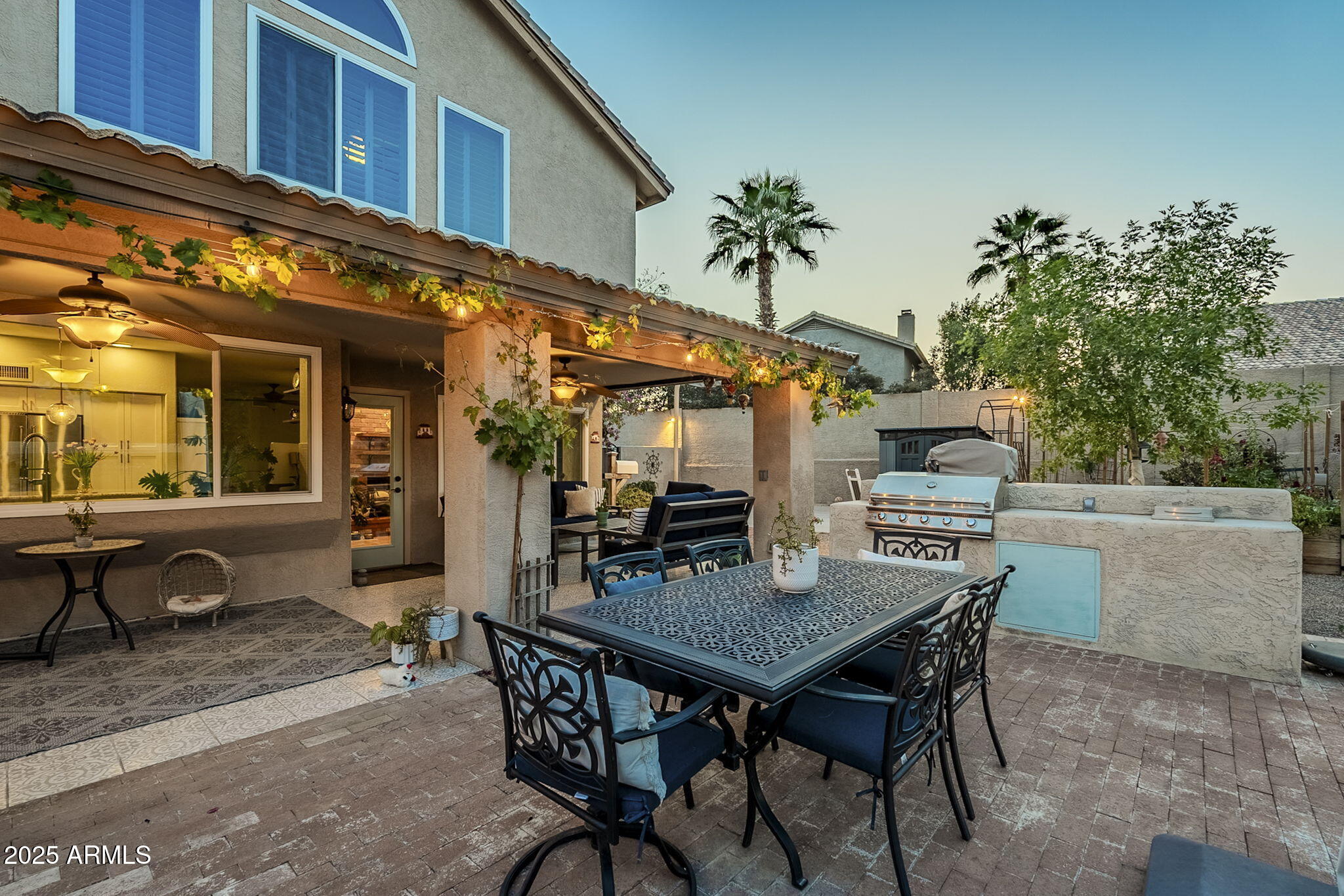 2468 E DRY CREEK Road