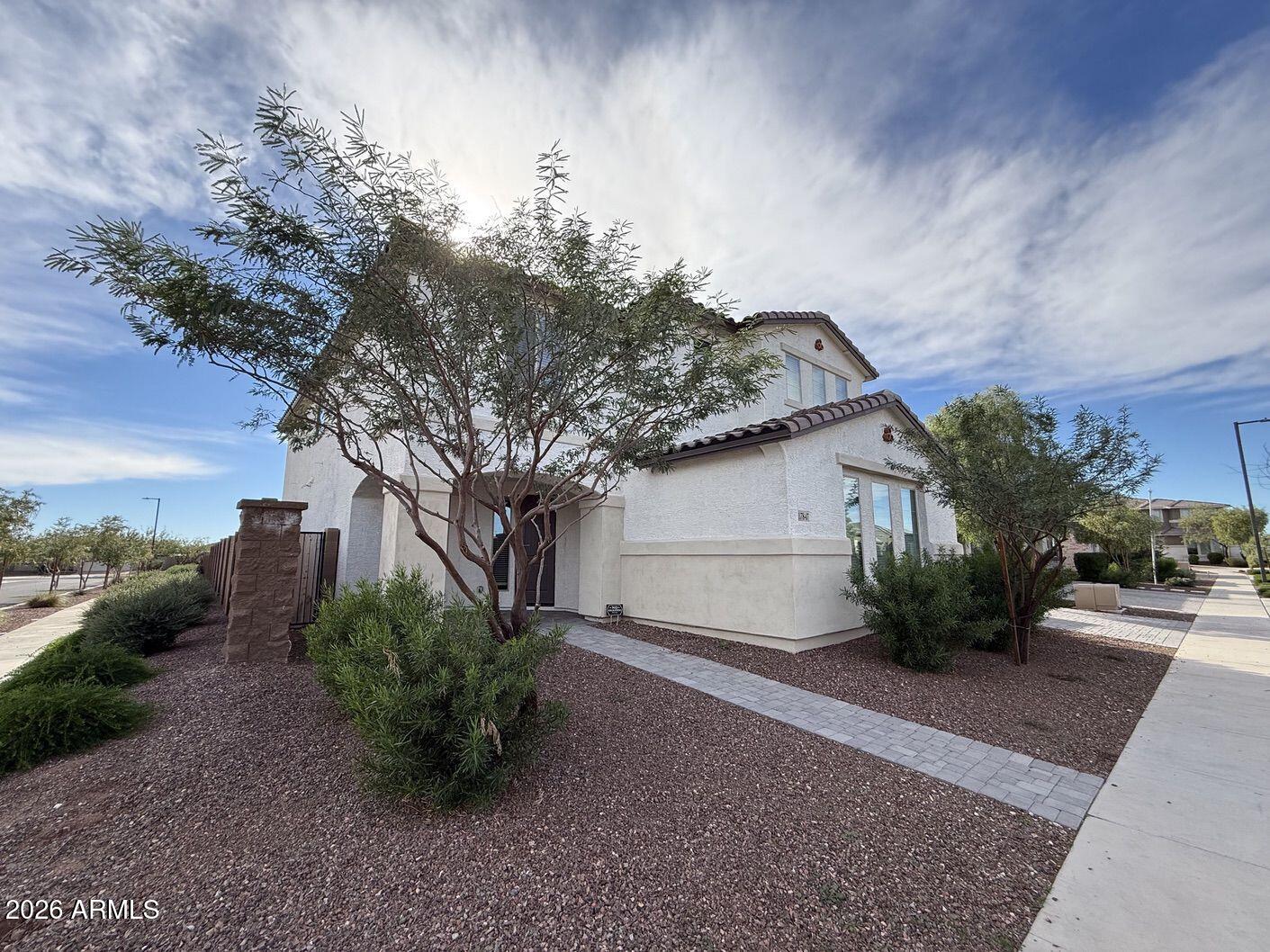 17847 W STRAIGHT ARROW Lane