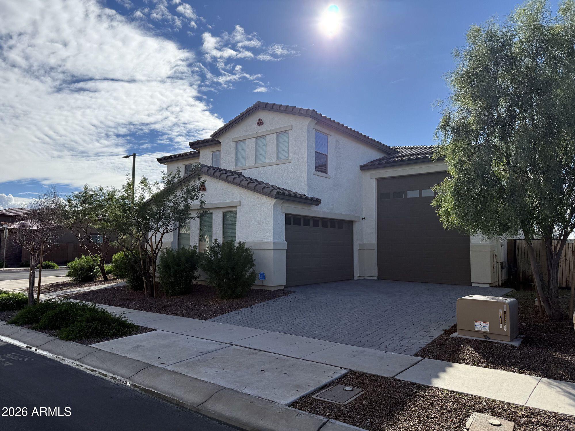 17847 W STRAIGHT ARROW Lane