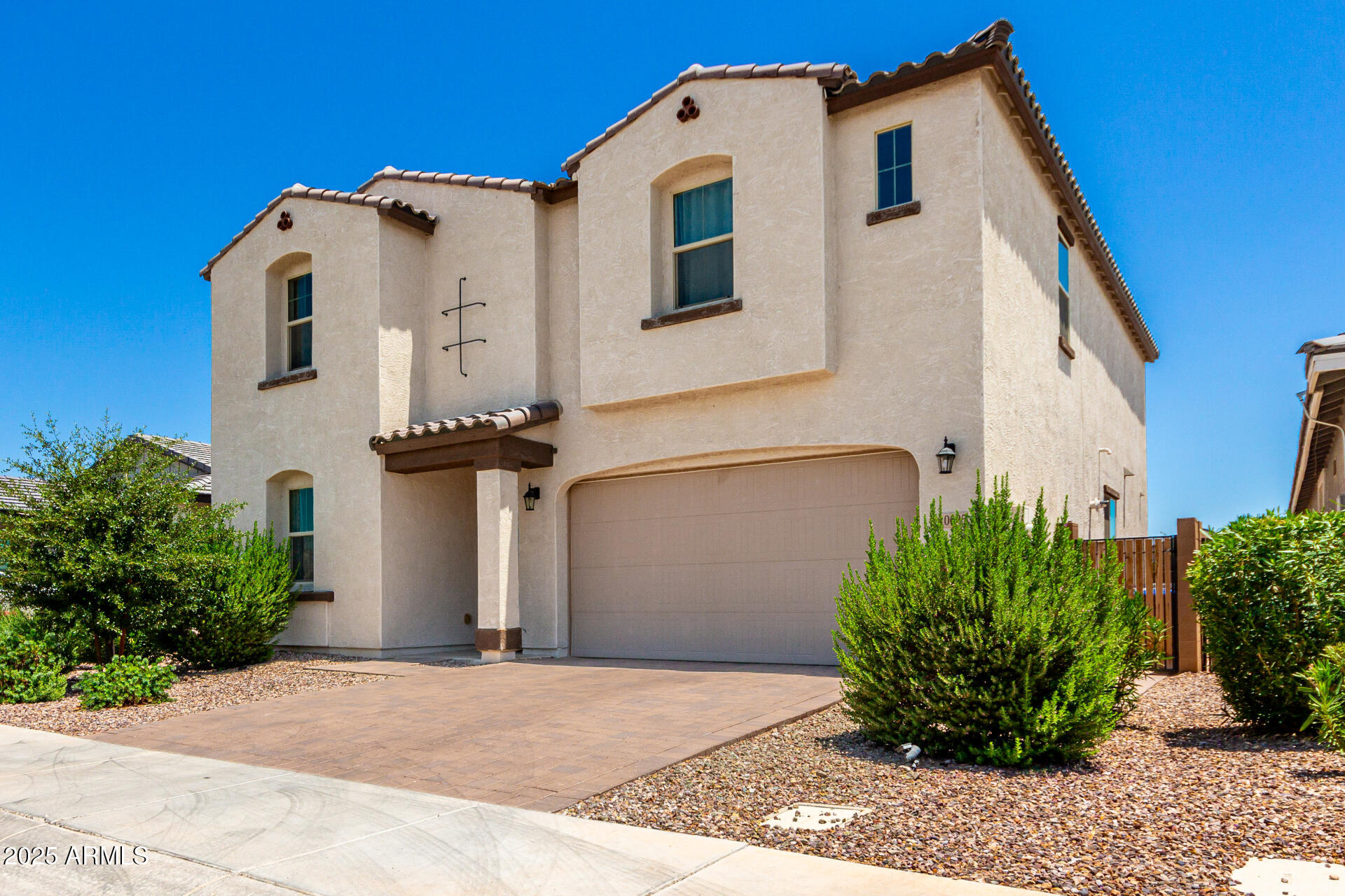 10625 S 55TH Drive
