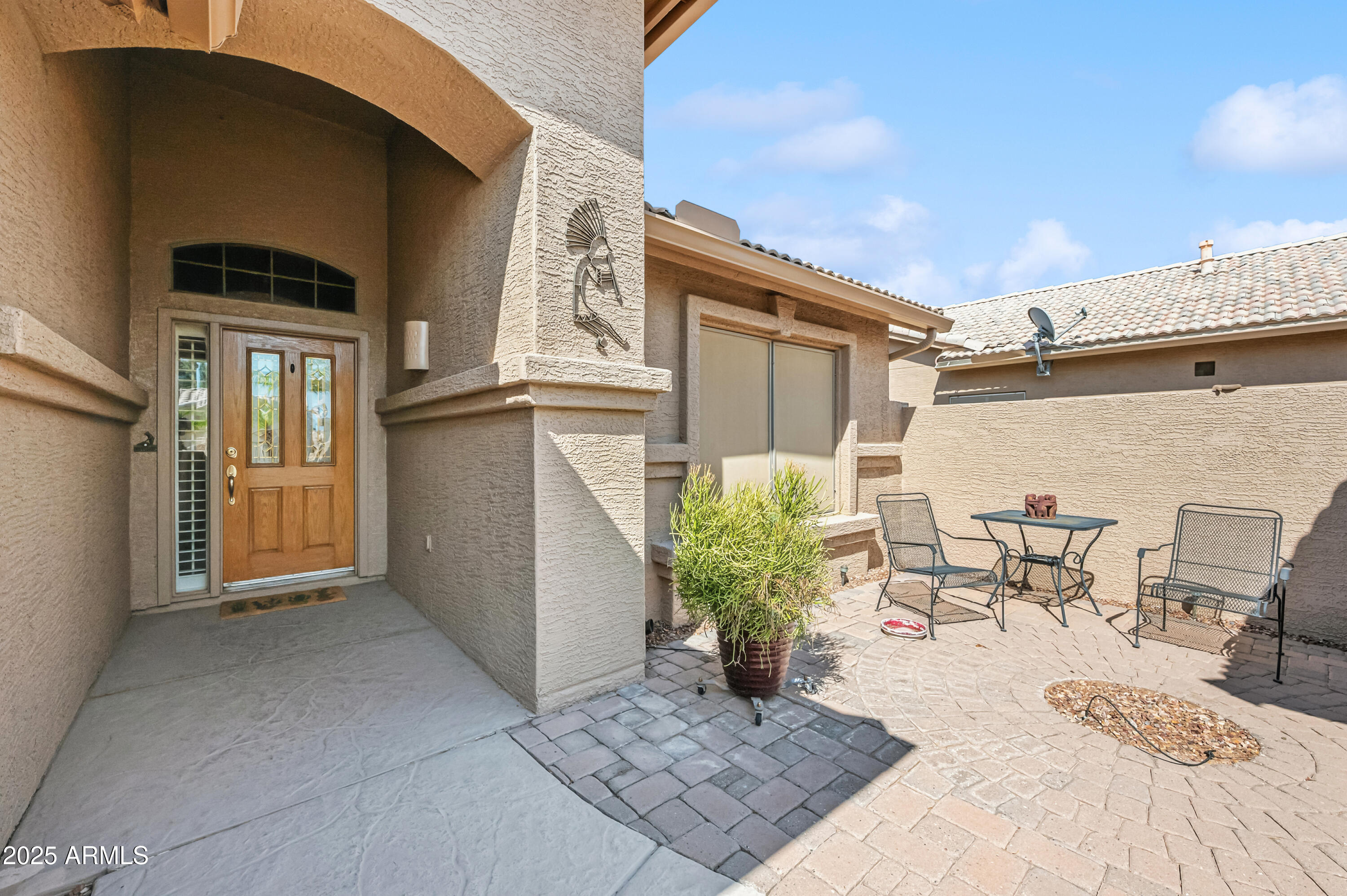 10128 E ELMWOOD Drive