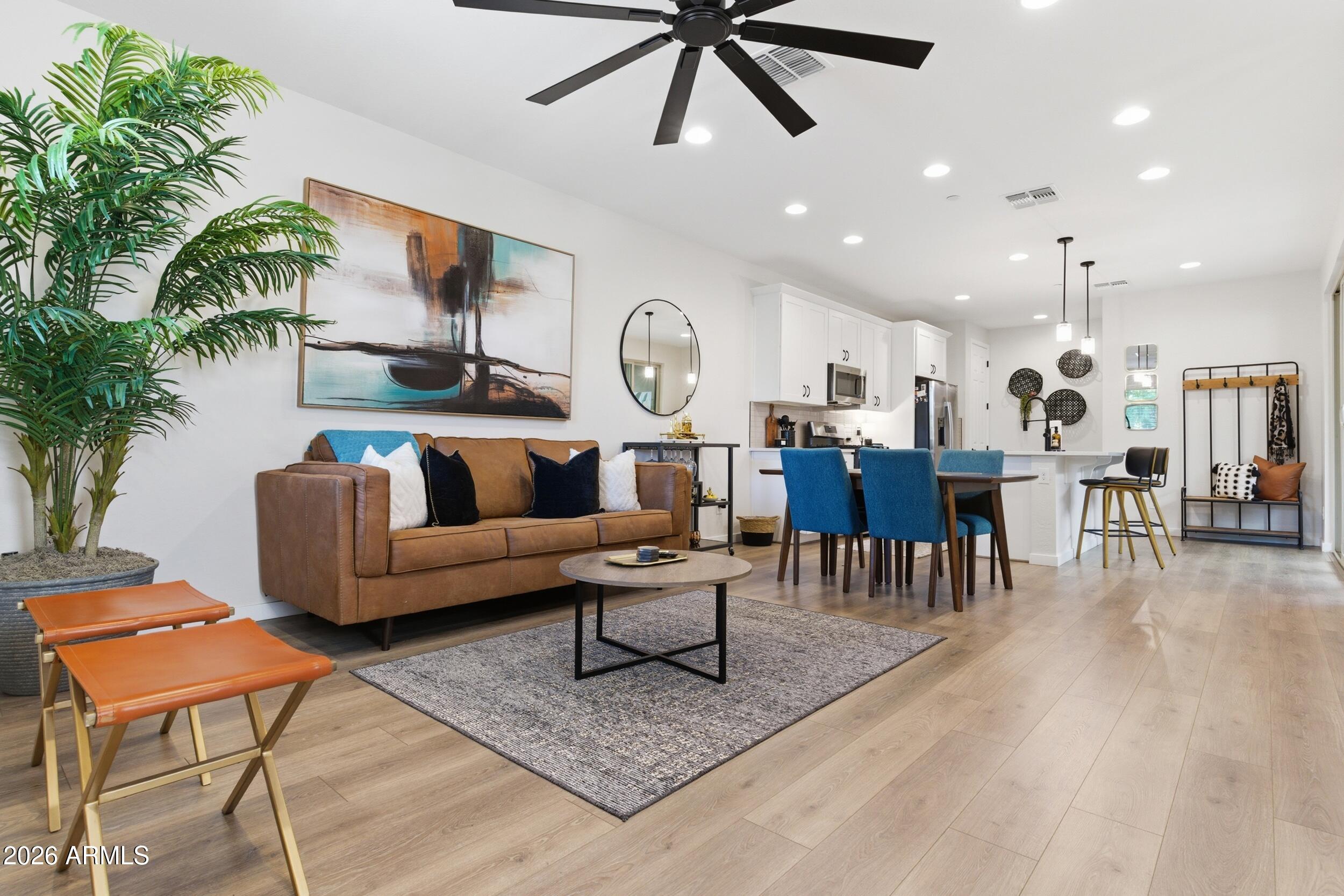 2930 N CLANTON Street