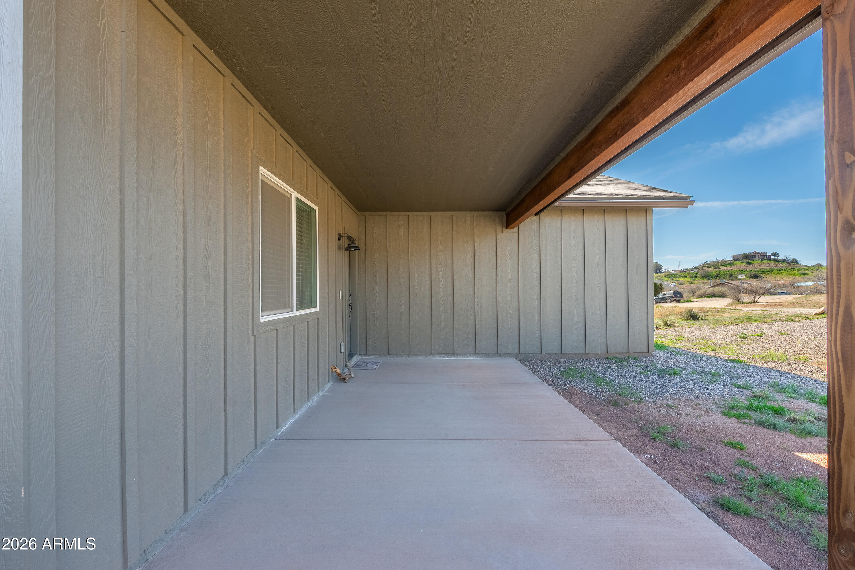 5665 N BENTLEY Drive