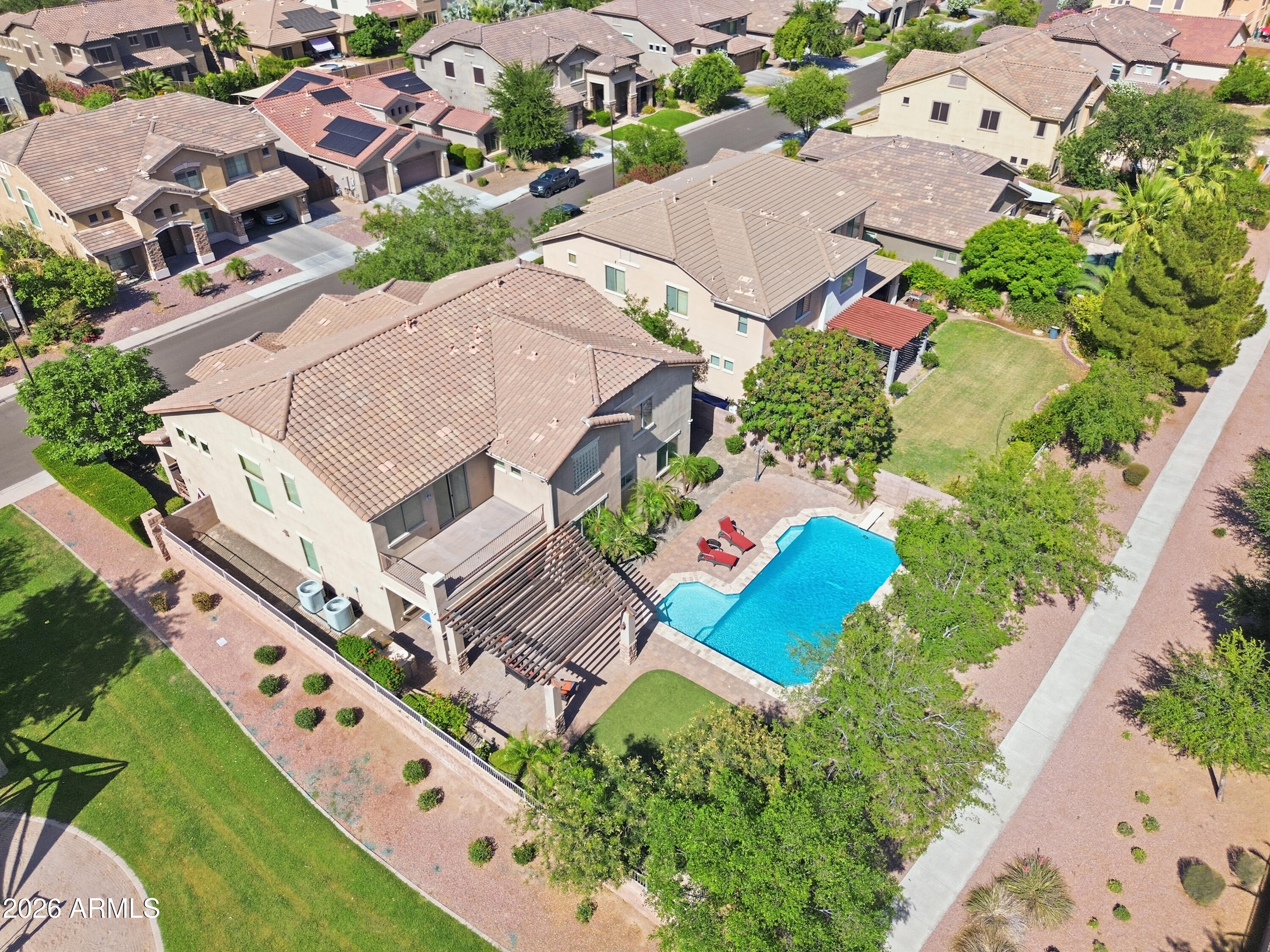 1377 E GLACIER Place