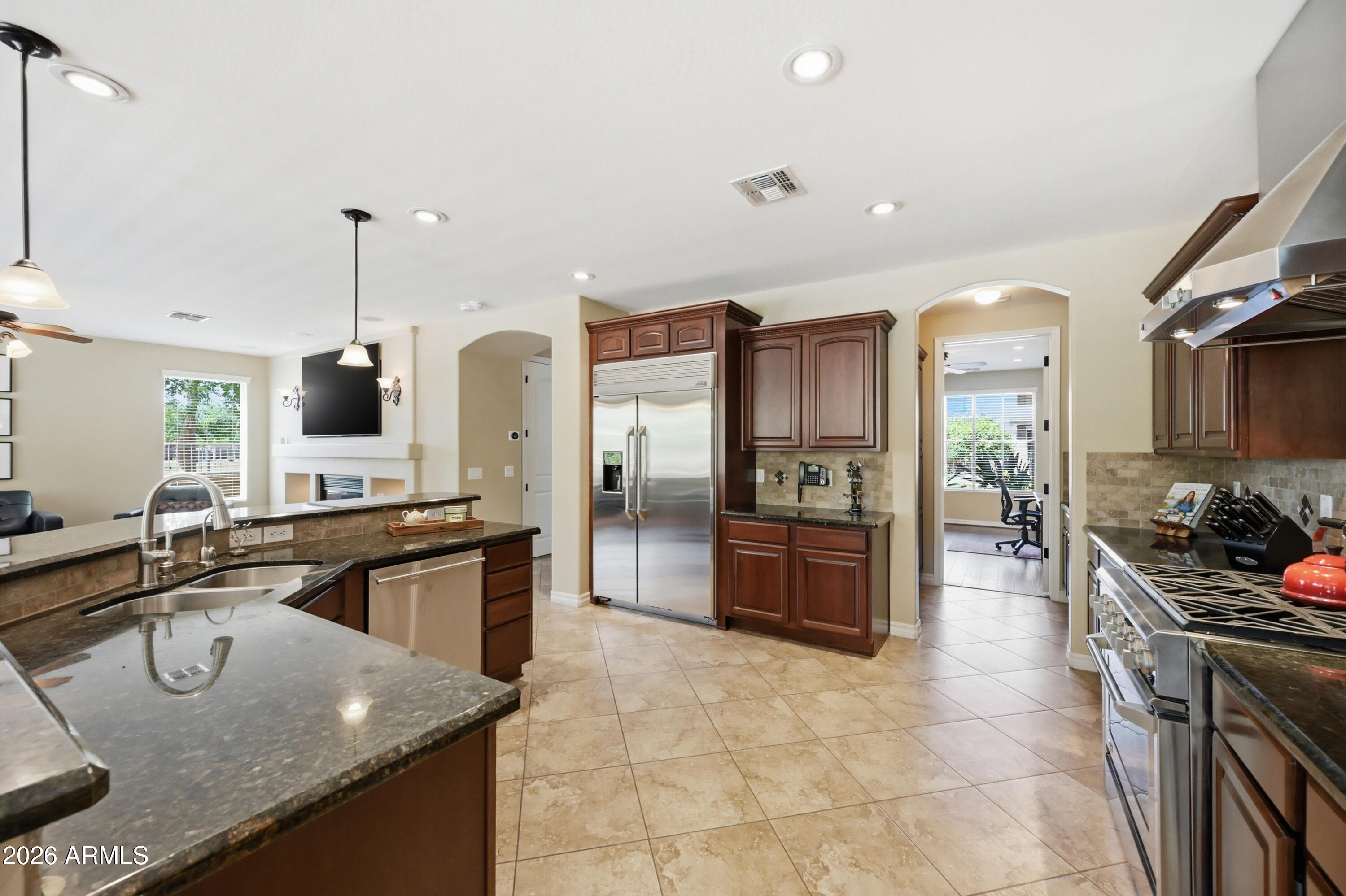 GENEVA ESTATES - Residential