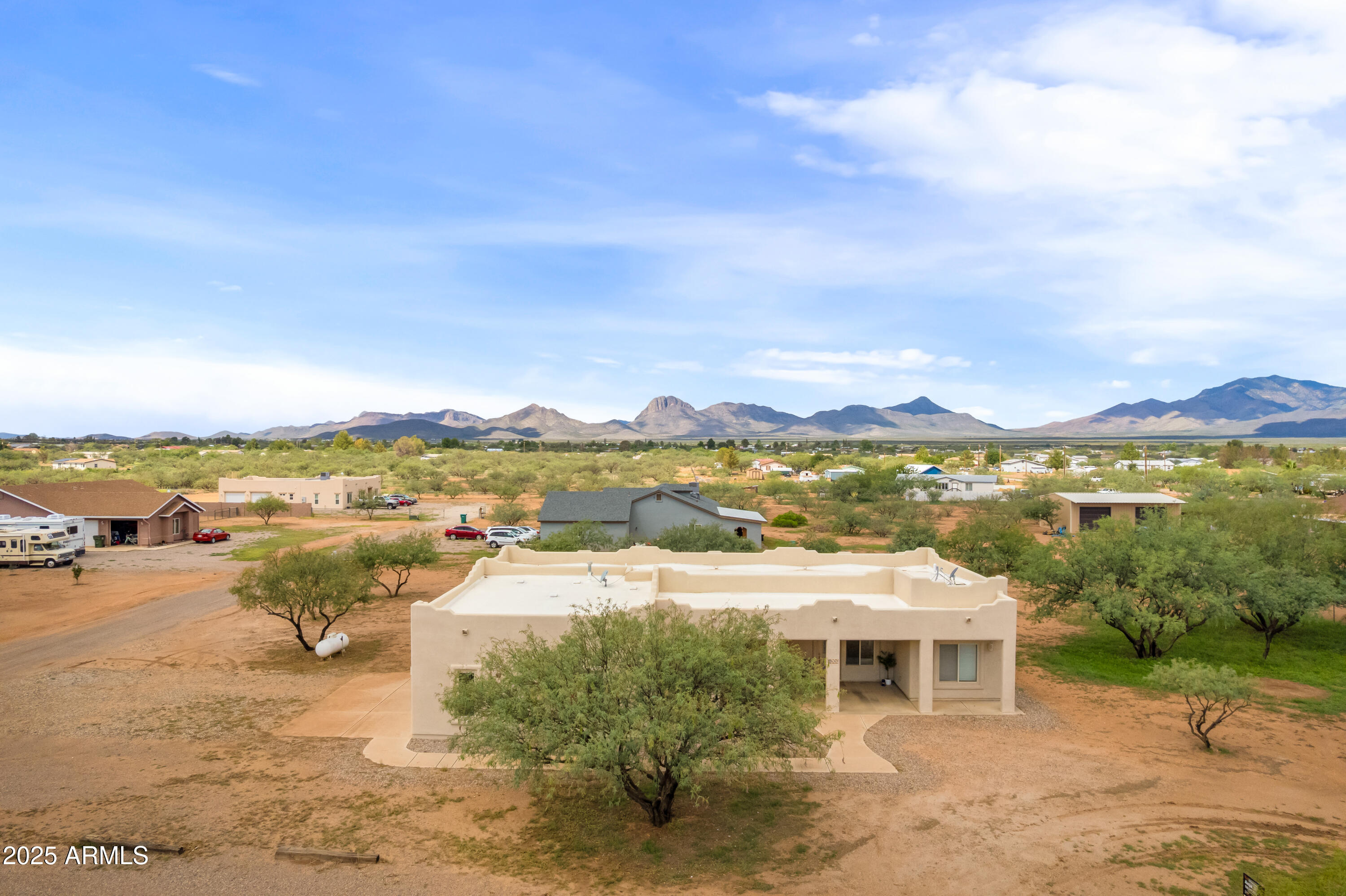 2537 N EUPHORIA Lane