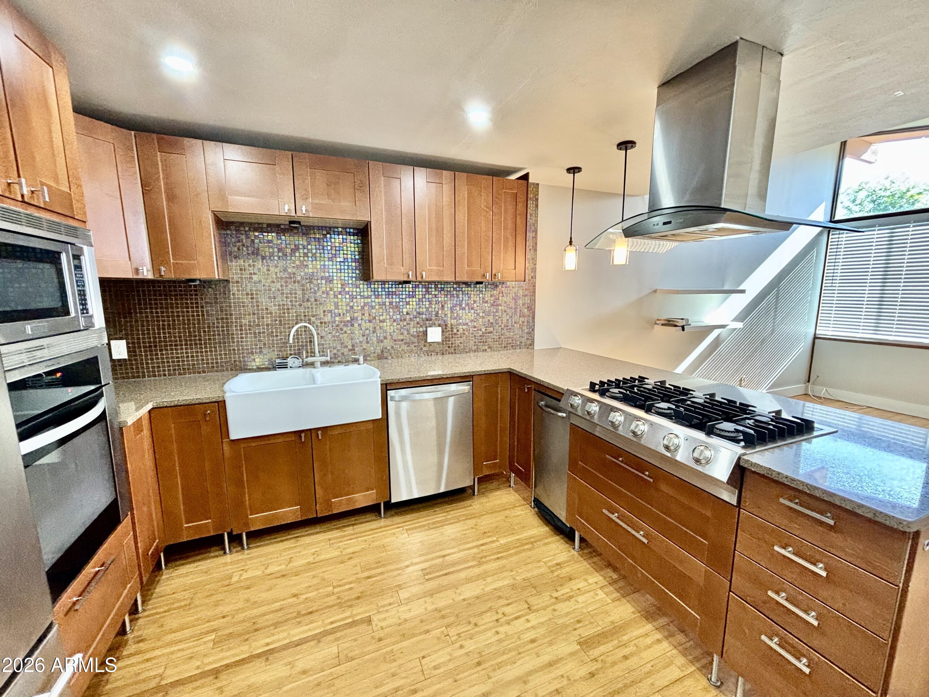 1624 E Campbell Avenue 12