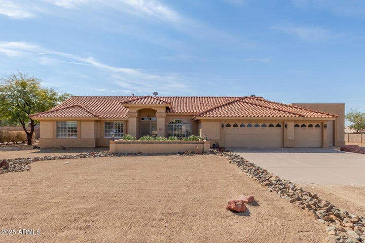 Photo 1 of 63 — 205 E IRVINE Road, Phoenix, AZ 85086