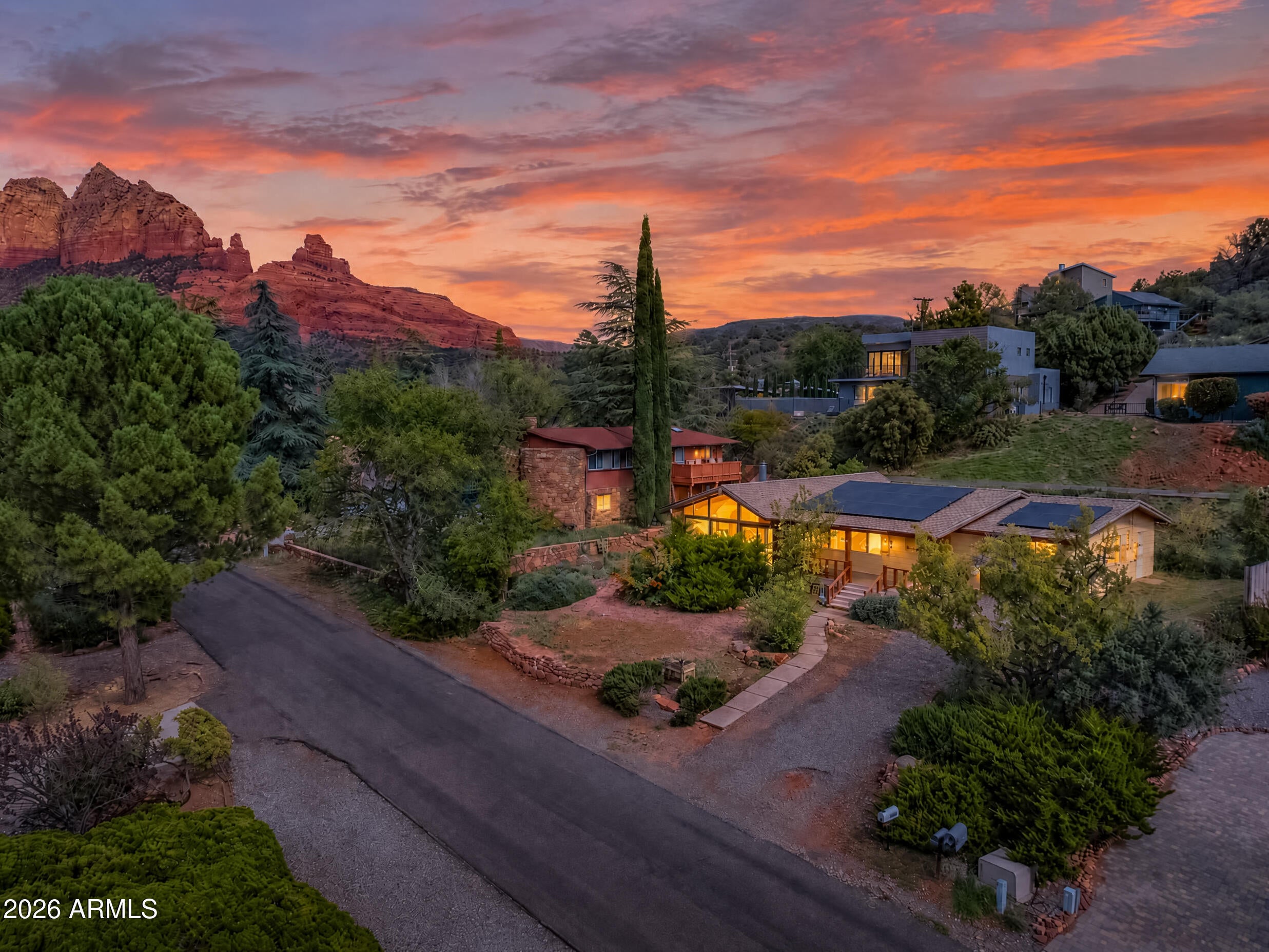 540 SUNSET Lane