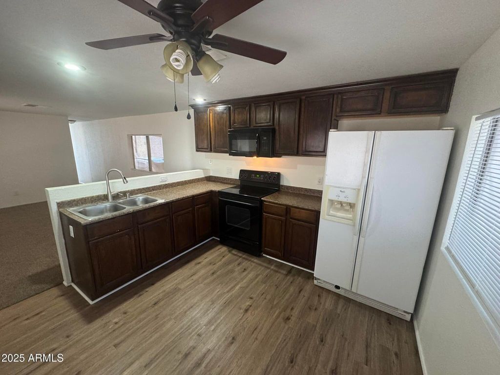 Photo of 5601 W Missouri Avenue #66, Glendale, AZ 85301 (MLS # 6955470)