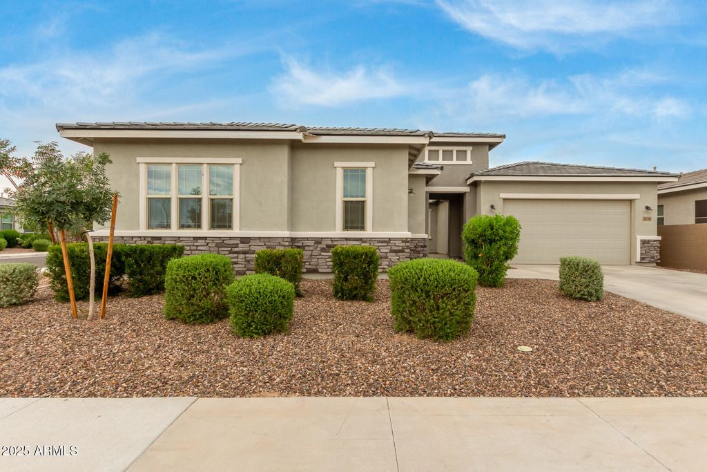 Photo of 18246 W Pasadena Avenue, Litchfield Park, AZ 85340 (MLS # 6895917)