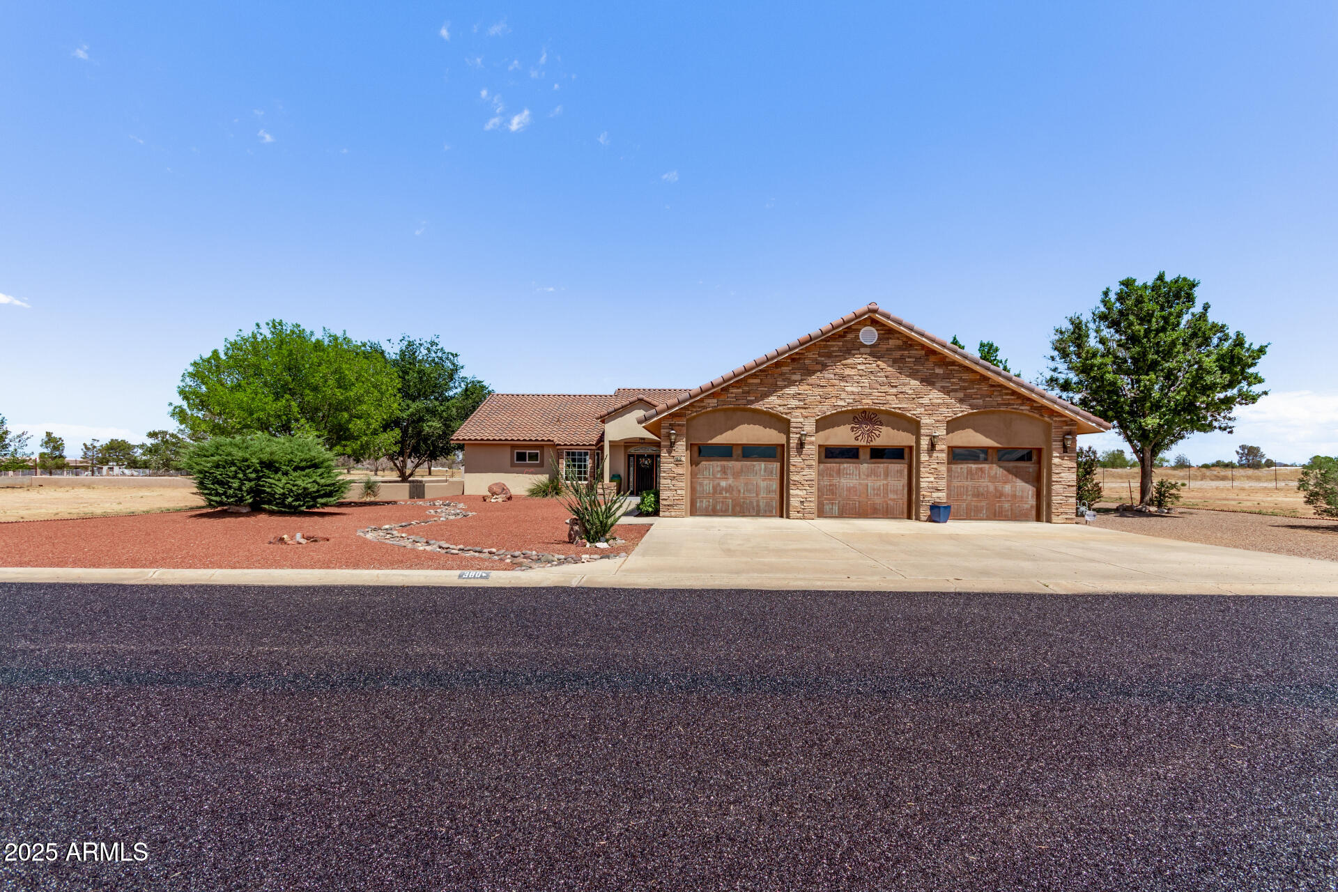Homes 2 380 N GENEVA ESTATES Road