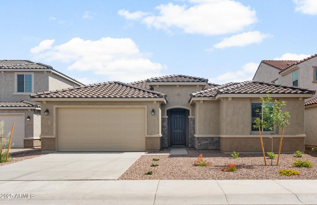 Photo of 17637 W Rancho Drive, Litchfield Park, AZ 85340 (MLS # 6832232)