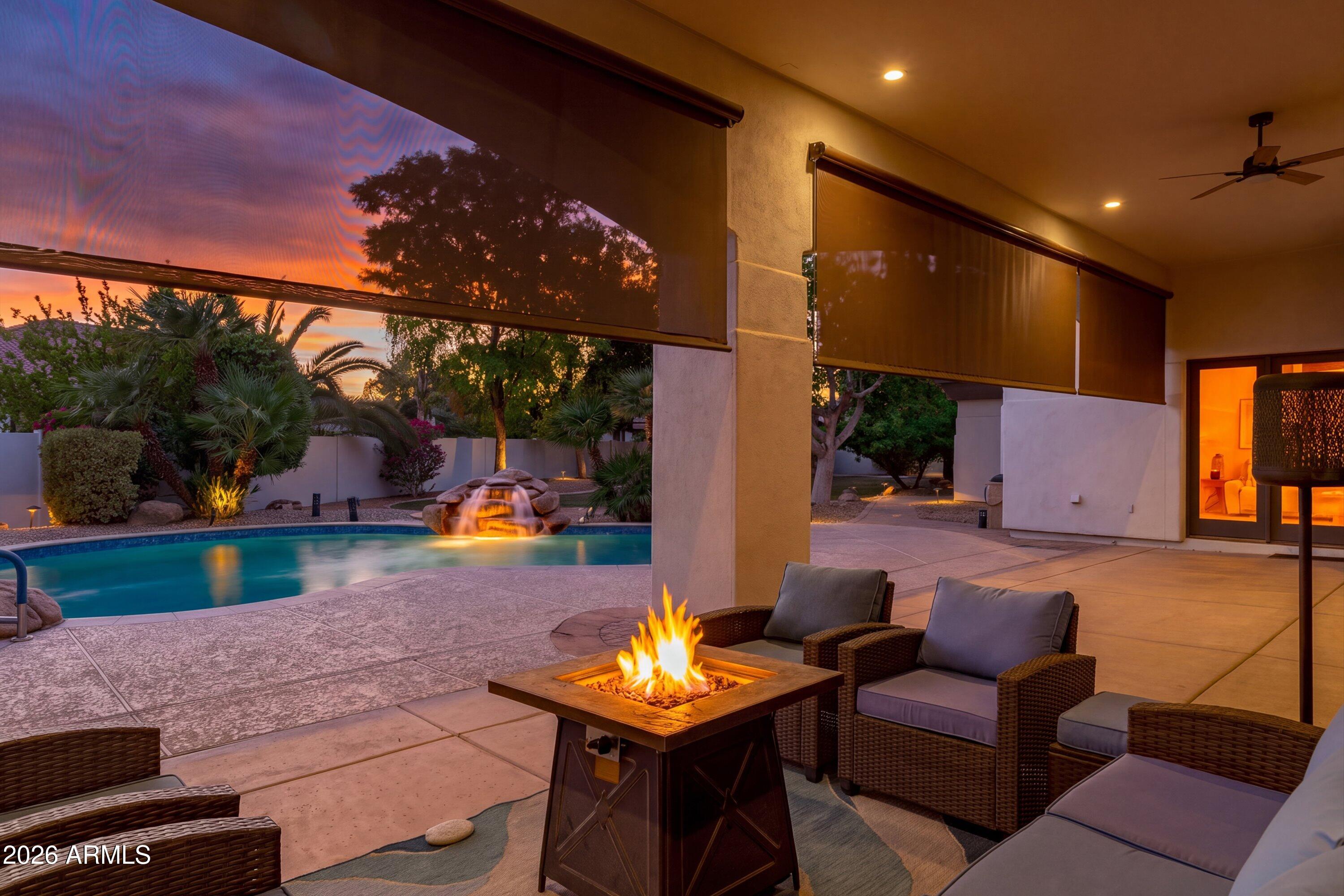 4914 N VALLEY Glen