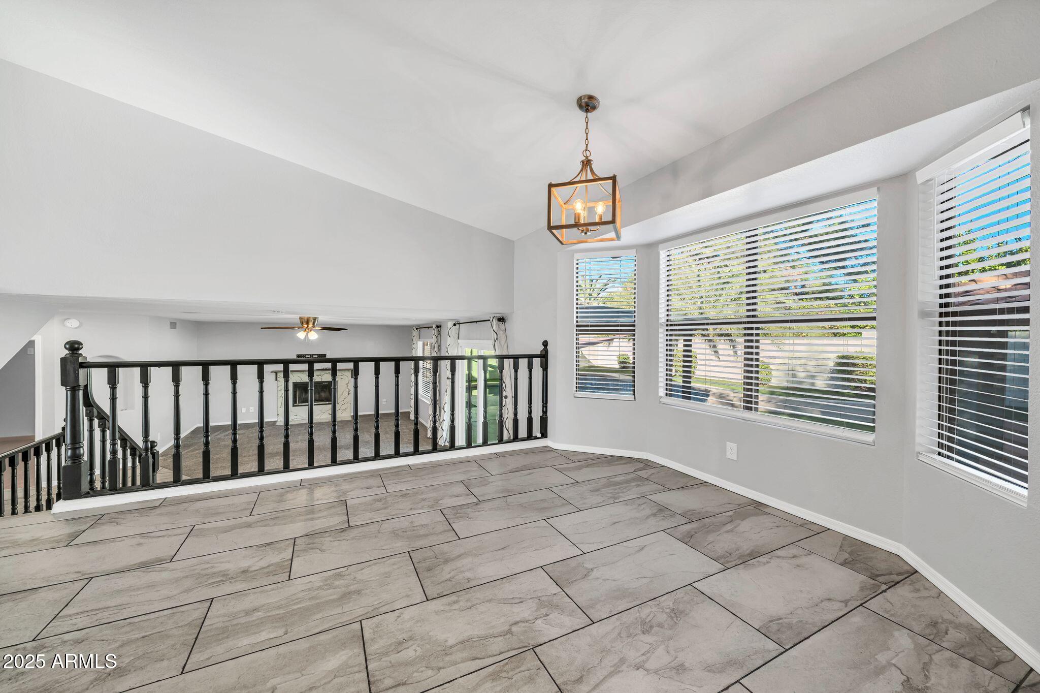 5044 E PARADISE Lane