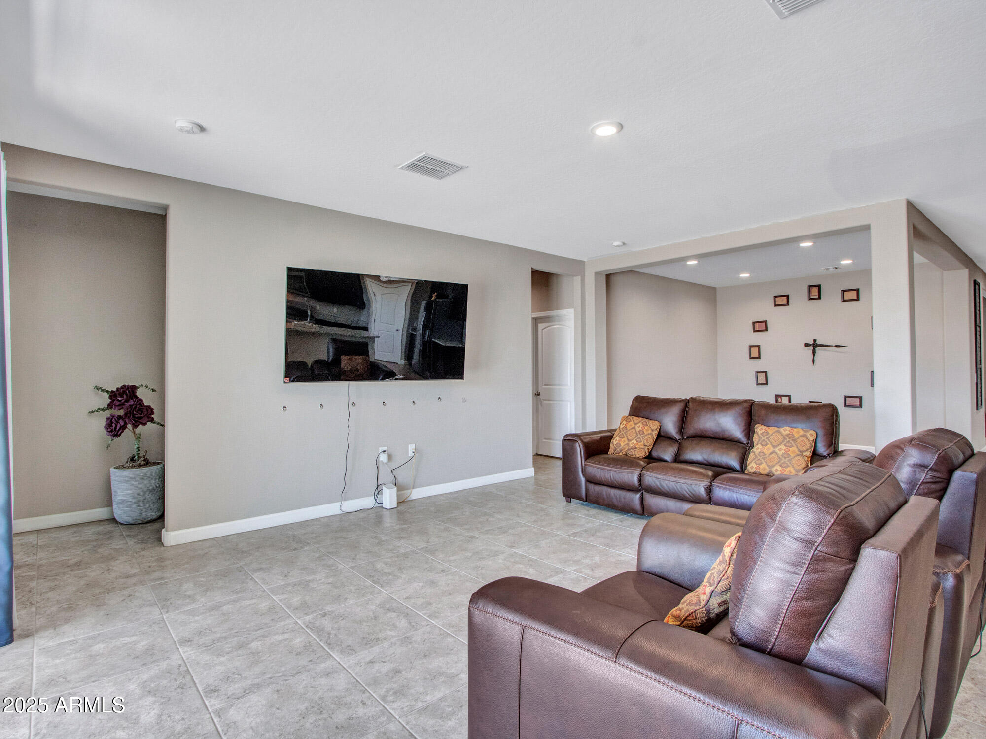 Buckeye, Arizona 85396, United States, 4 Bedrooms Bedrooms, ,3 BathroomsBathrooms,Residential,Active,107160